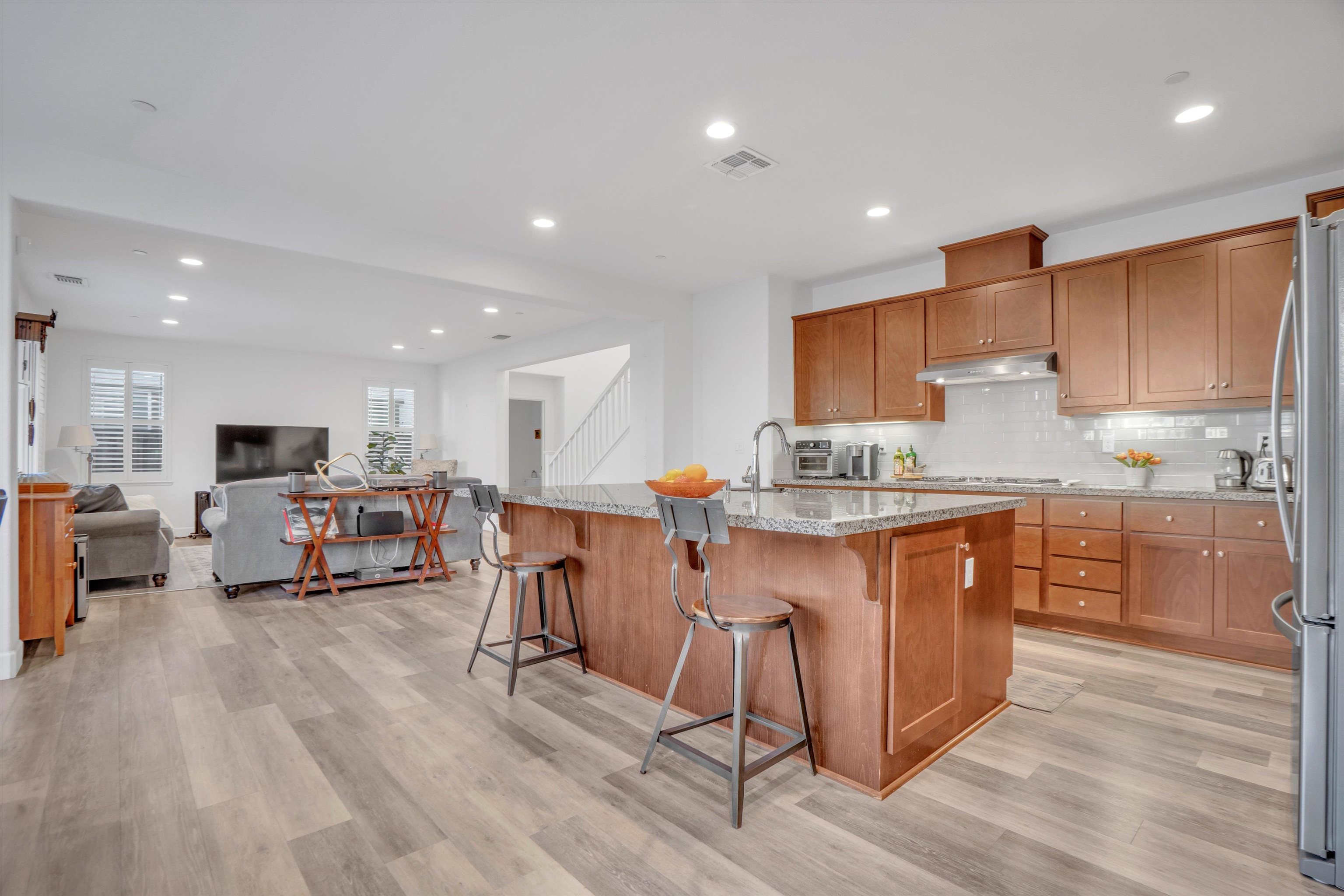 Detail Gallery Image 17 of 48 For 263 E Vita Ave, Mountain House,  CA 95391 - 4 Beds | 3/1 Baths