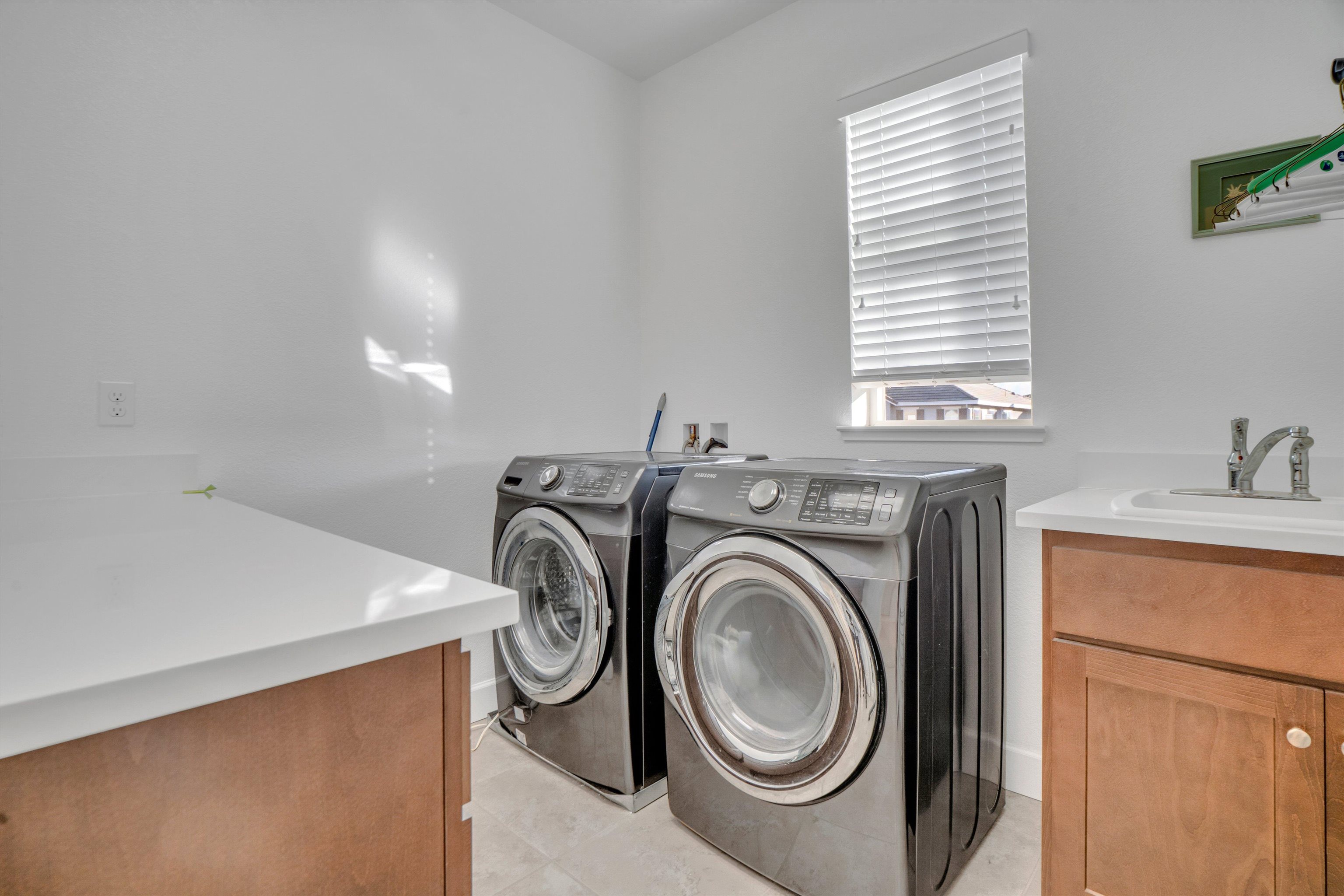 Detail Gallery Image 25 of 48 For 263 E Vita Ave, Mountain House,  CA 95391 - 4 Beds | 3/1 Baths