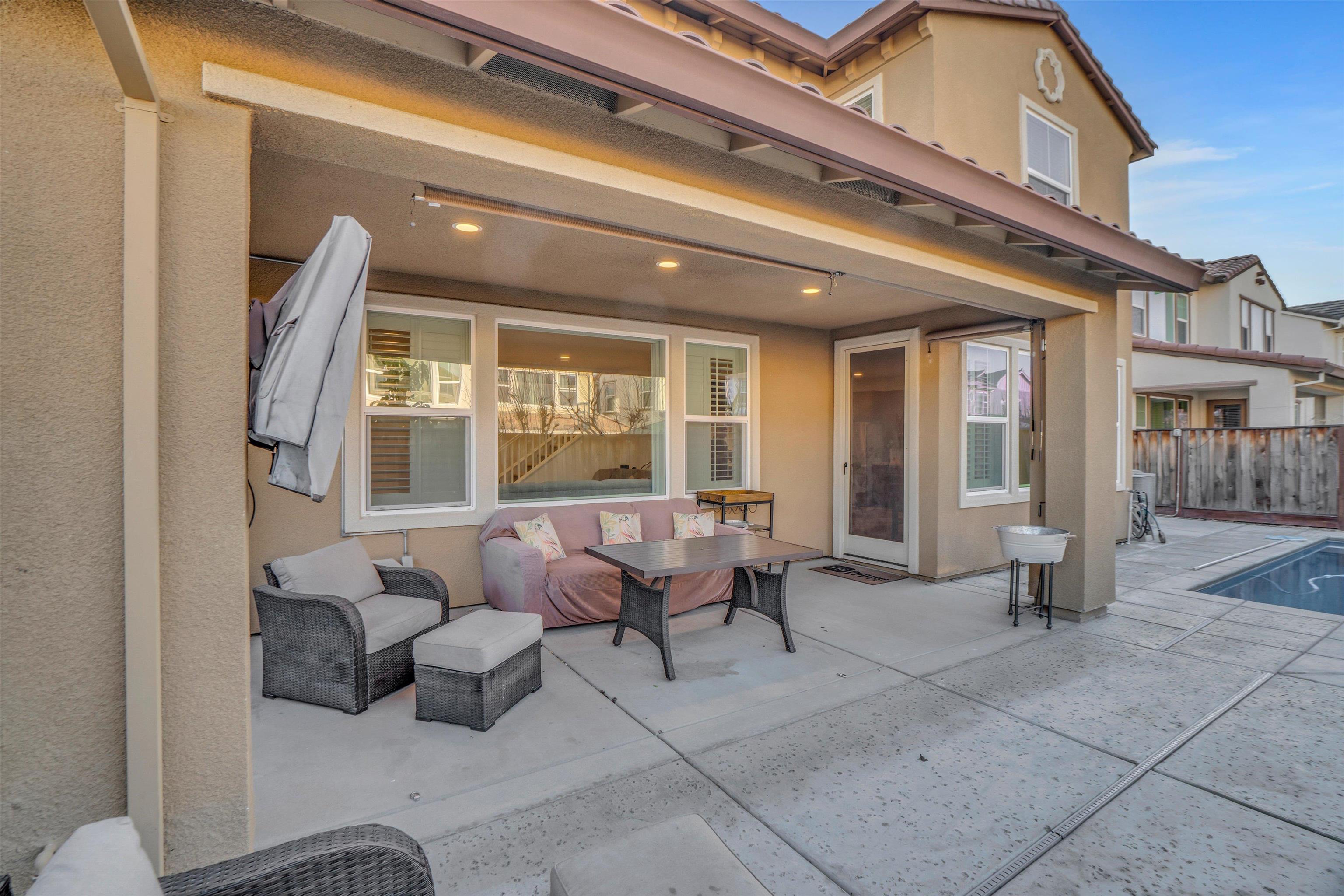 Detail Gallery Image 35 of 48 For 263 E Vita Ave, Mountain House,  CA 95391 - 4 Beds | 3/1 Baths