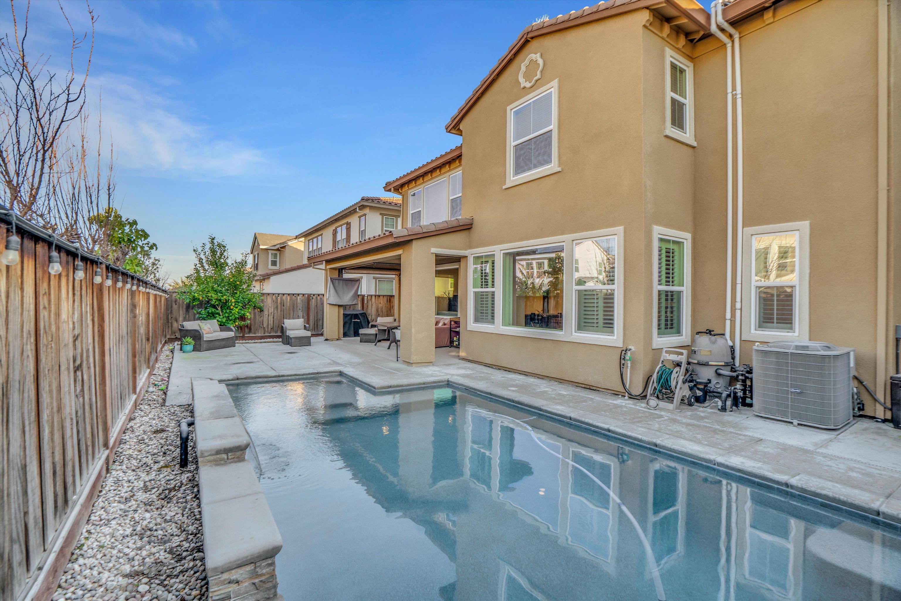 Detail Gallery Image 38 of 48 For 263 E Vita Ave, Mountain House,  CA 95391 - 4 Beds | 3/1 Baths