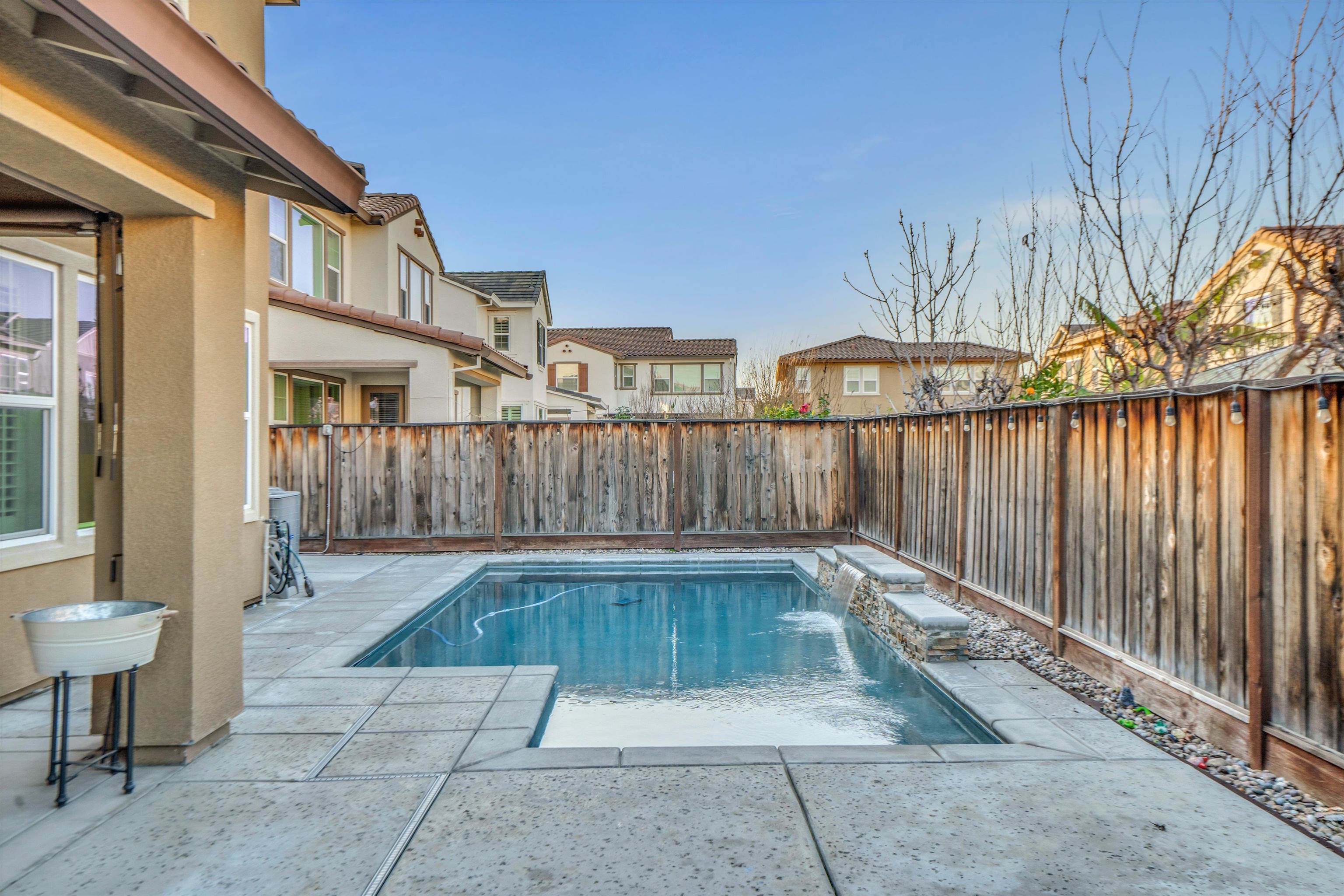 Detail Gallery Image 40 of 48 For 263 E Vita Ave, Mountain House,  CA 95391 - 4 Beds | 3/1 Baths