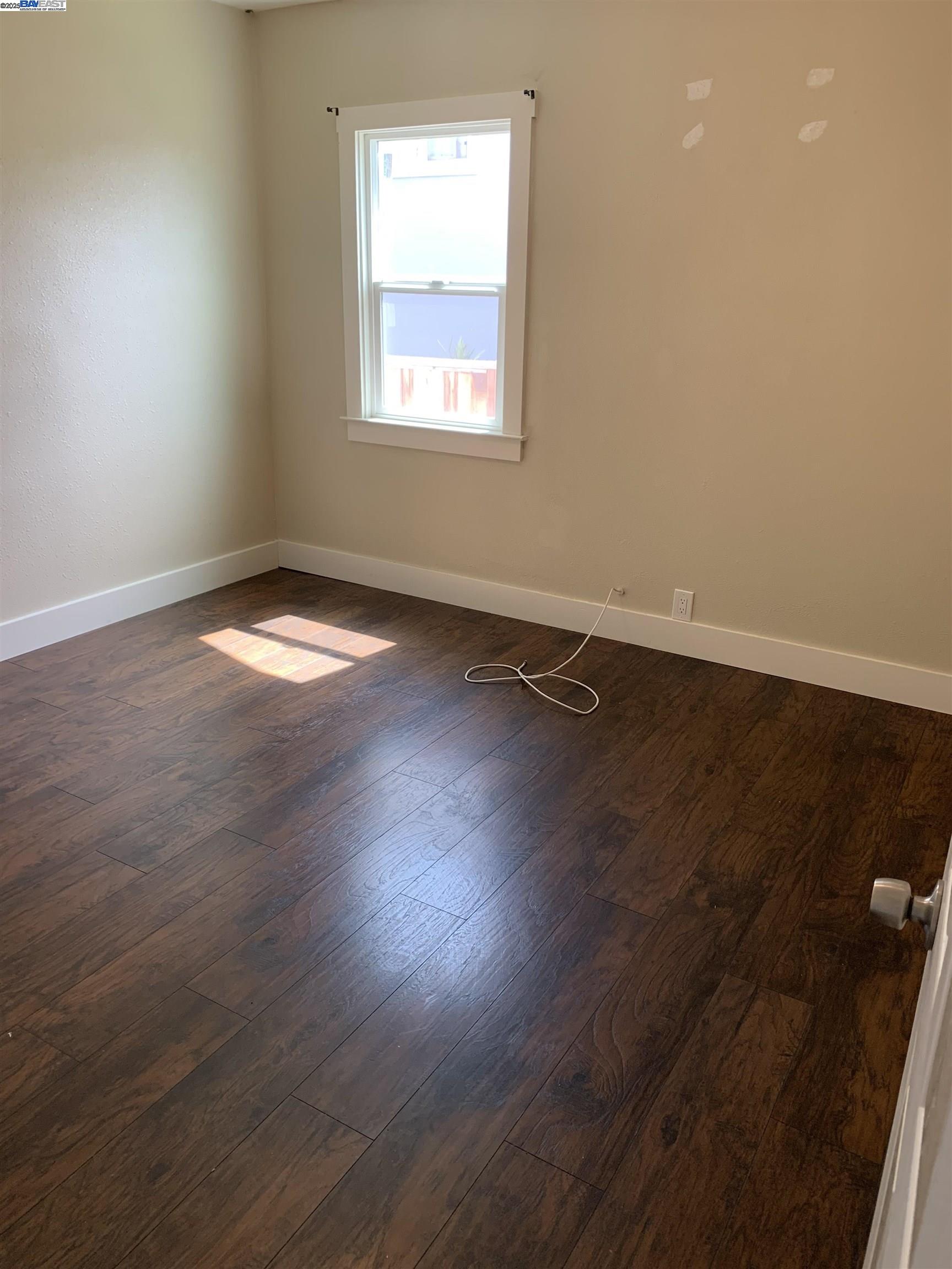 9380 Thermal St., Oakland CA 94605 — photo 12