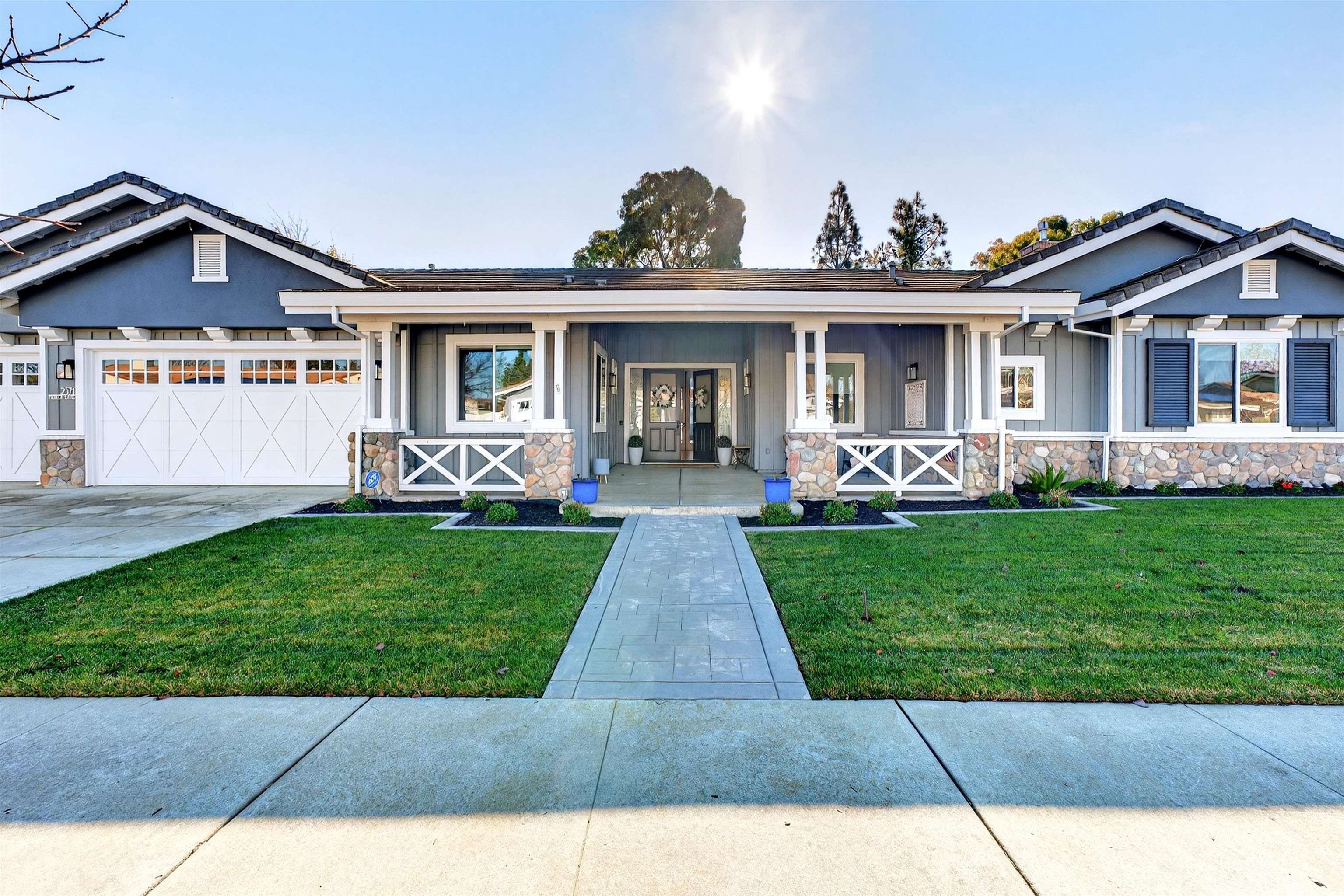 Front Image Thumbnail for BE41120930