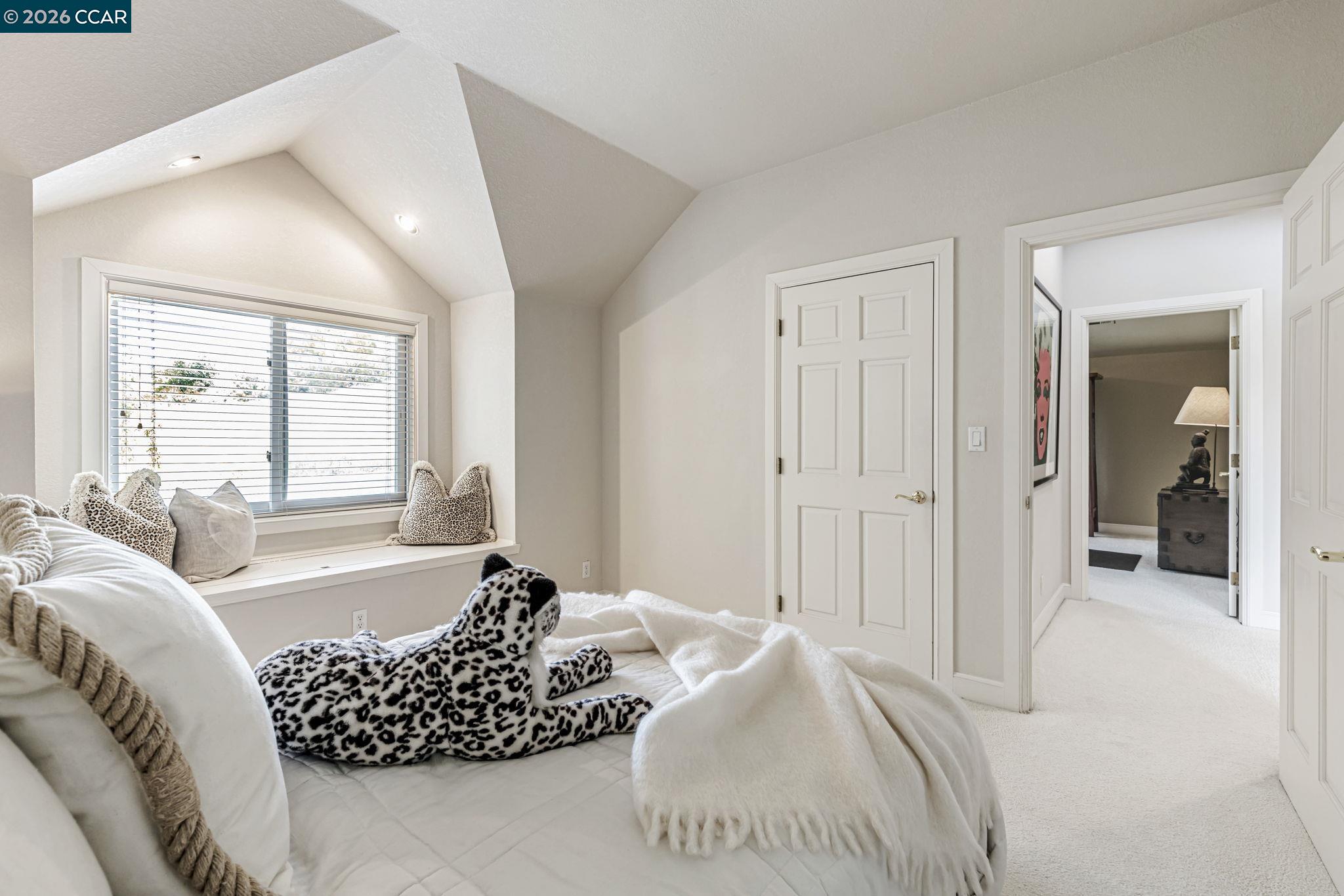 Detail Gallery Image 23 of 47 For 4 Julianna Ct, Moraga,  CA 94556 - 4 Beds | 4 Baths