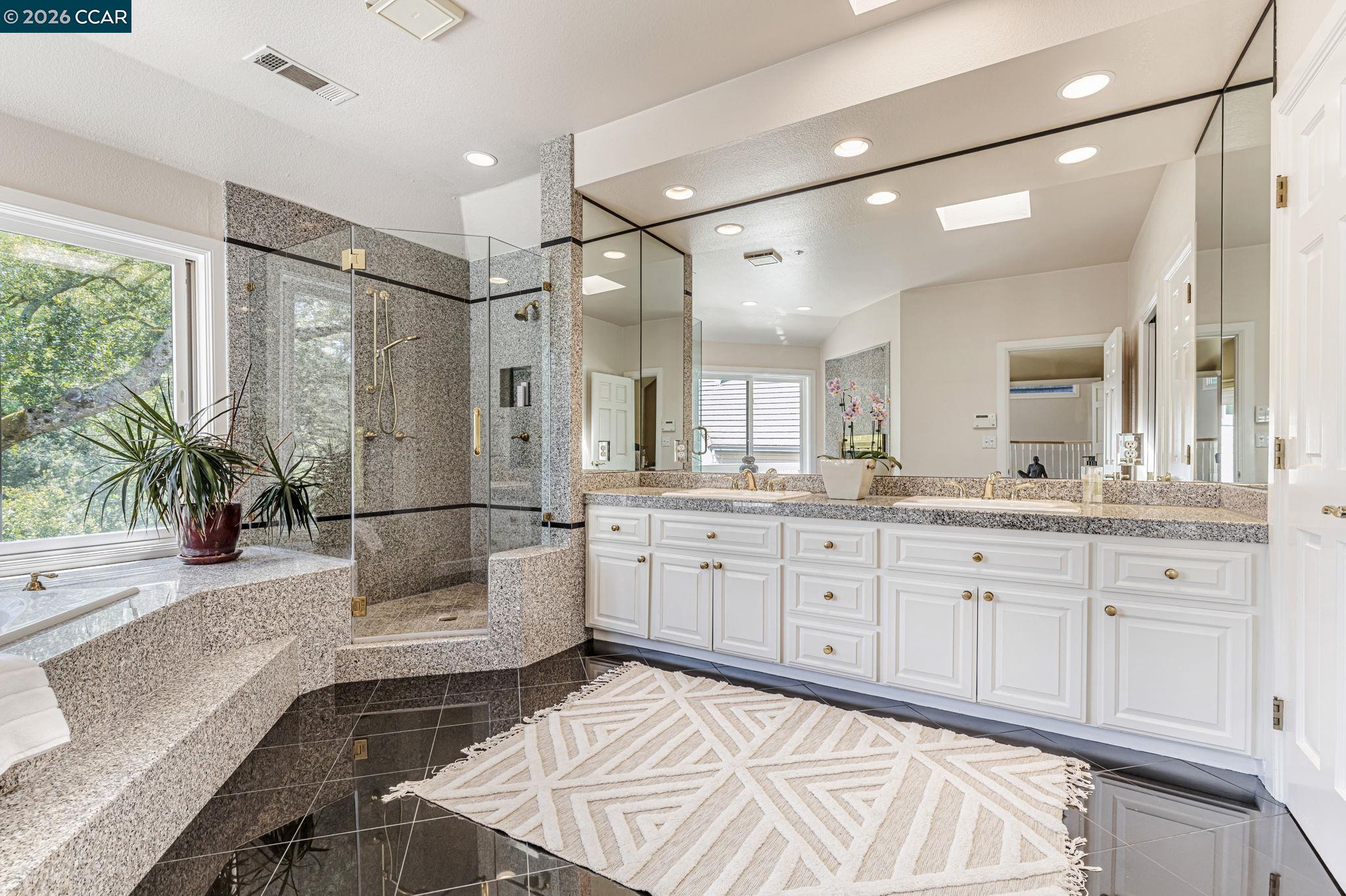 Detail Gallery Image 30 of 47 For 4 Julianna Ct, Moraga,  CA 94556 - 4 Beds | 4 Baths