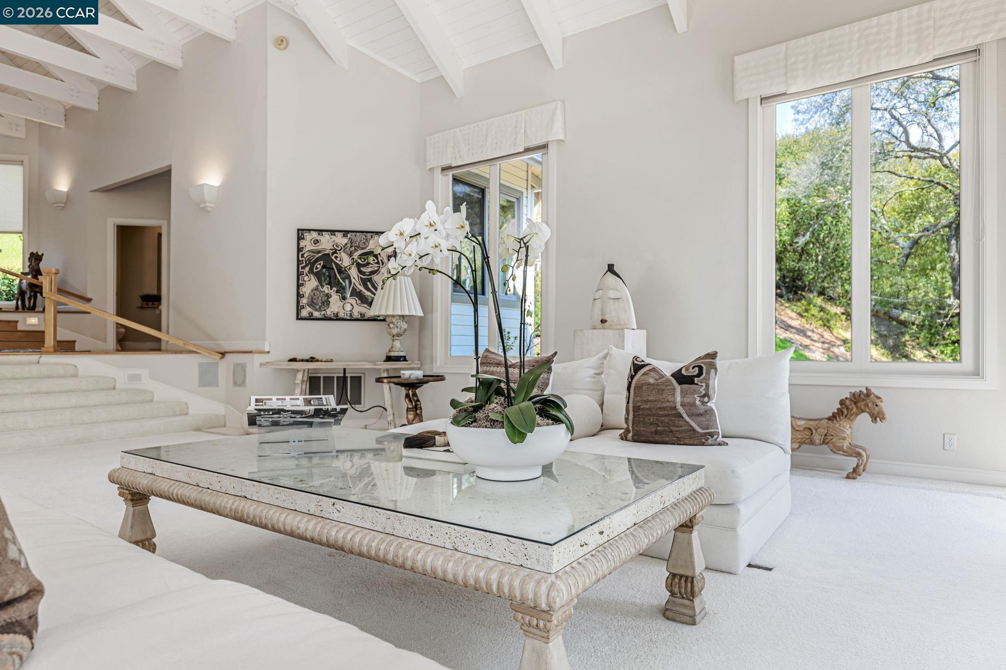 Detail Gallery Image 4 of 47 For 4 Julianna Ct, Moraga,  CA 94556 - 4 Beds | 4 Baths