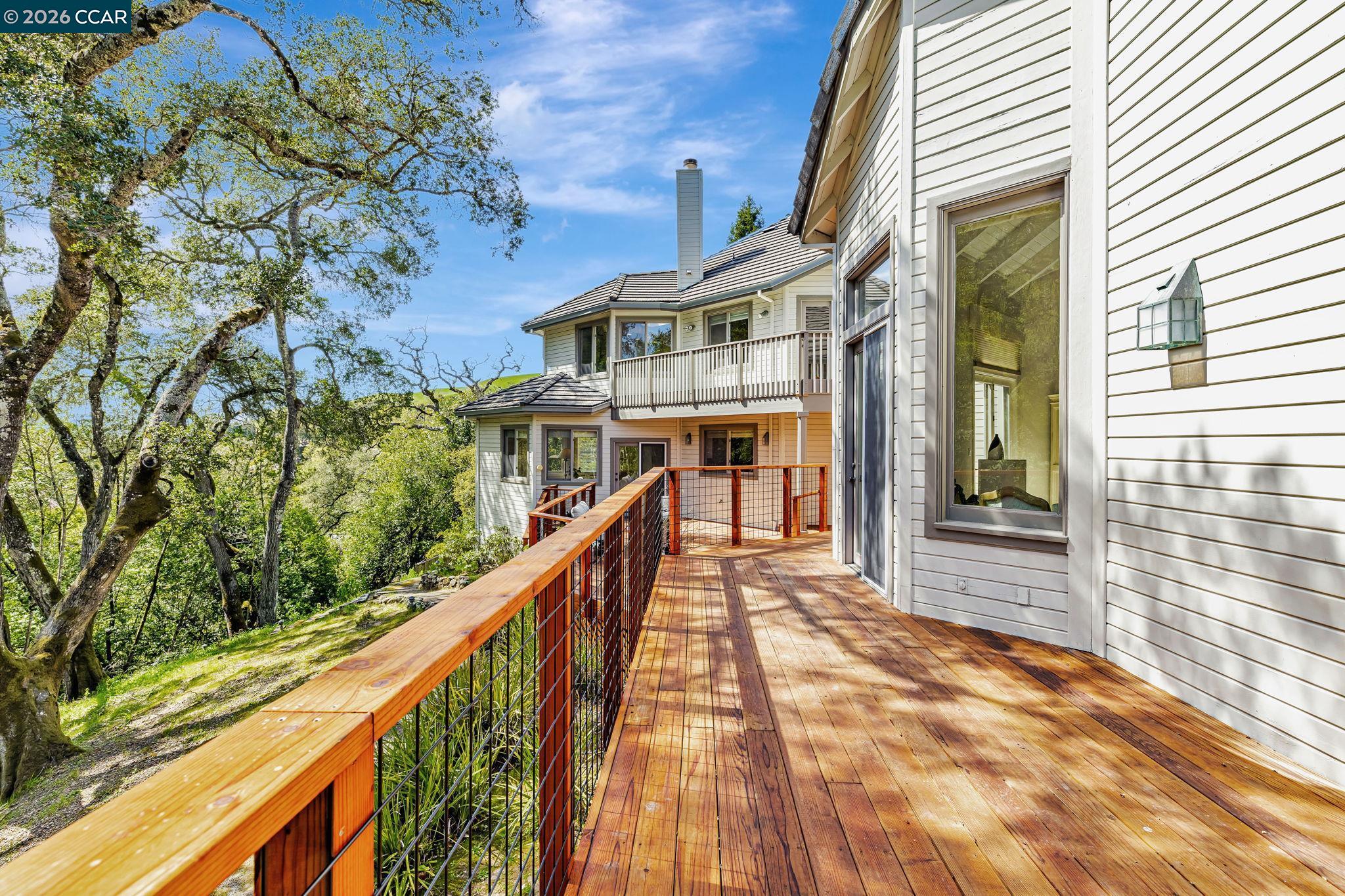 Detail Gallery Image 37 of 47 For 4 Julianna Ct, Moraga,  CA 94556 - 4 Beds | 4 Baths