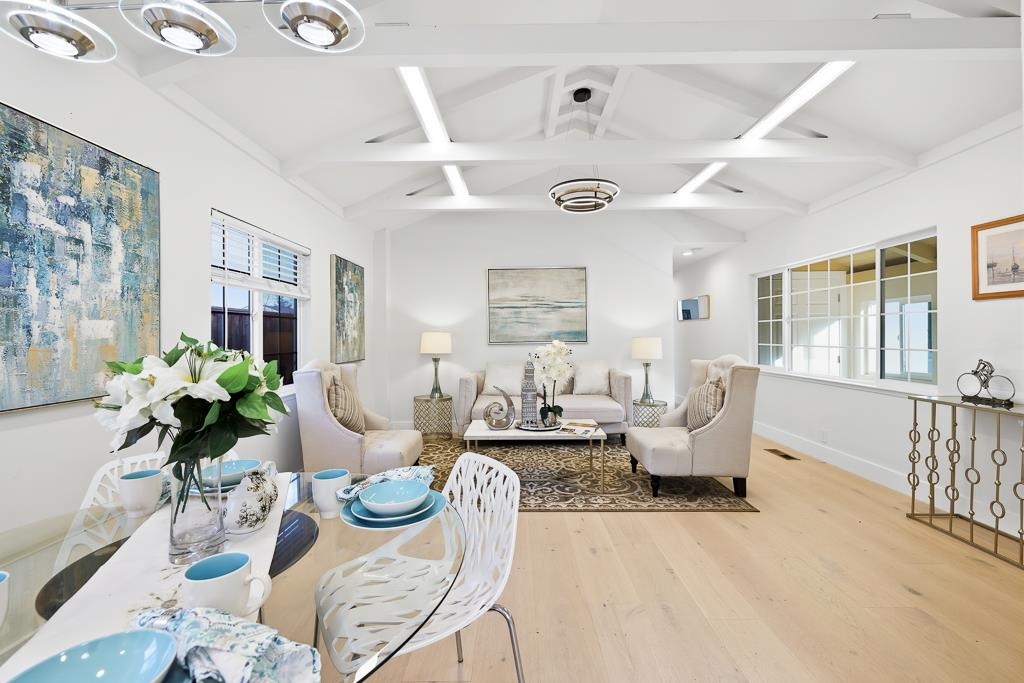 Detail Gallery Image 14 of 59 For 19790 Stanton Ave, Castro Valley,  CA 94546 - 4 Beds | 3 Baths