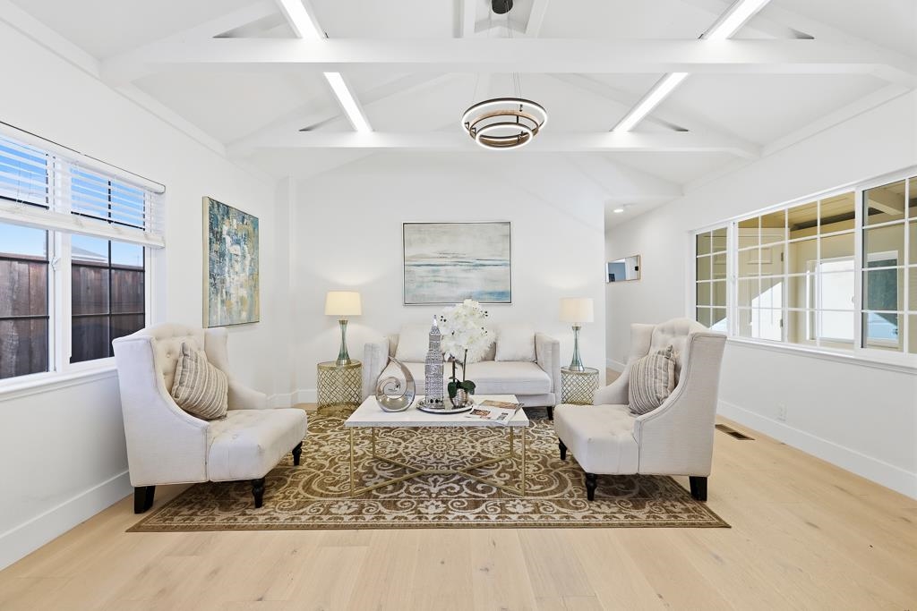 Detail Gallery Image 6 of 59 For 19790 Stanton Ave, Castro Valley,  CA 94546 - 4 Beds | 3 Baths