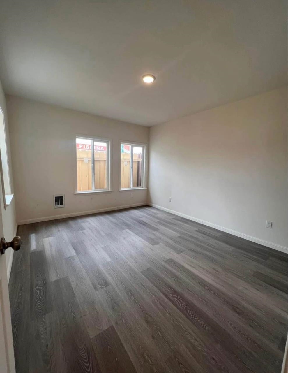 Detail Gallery Image 7 of 8 For 1720 46th Ave, Oakland,  CA 94601 - – Beds | – Baths