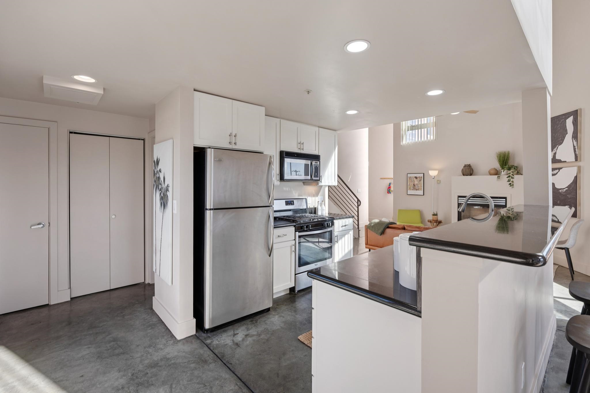 675 8Th St UNIT 10, Oakland, CA, 94607