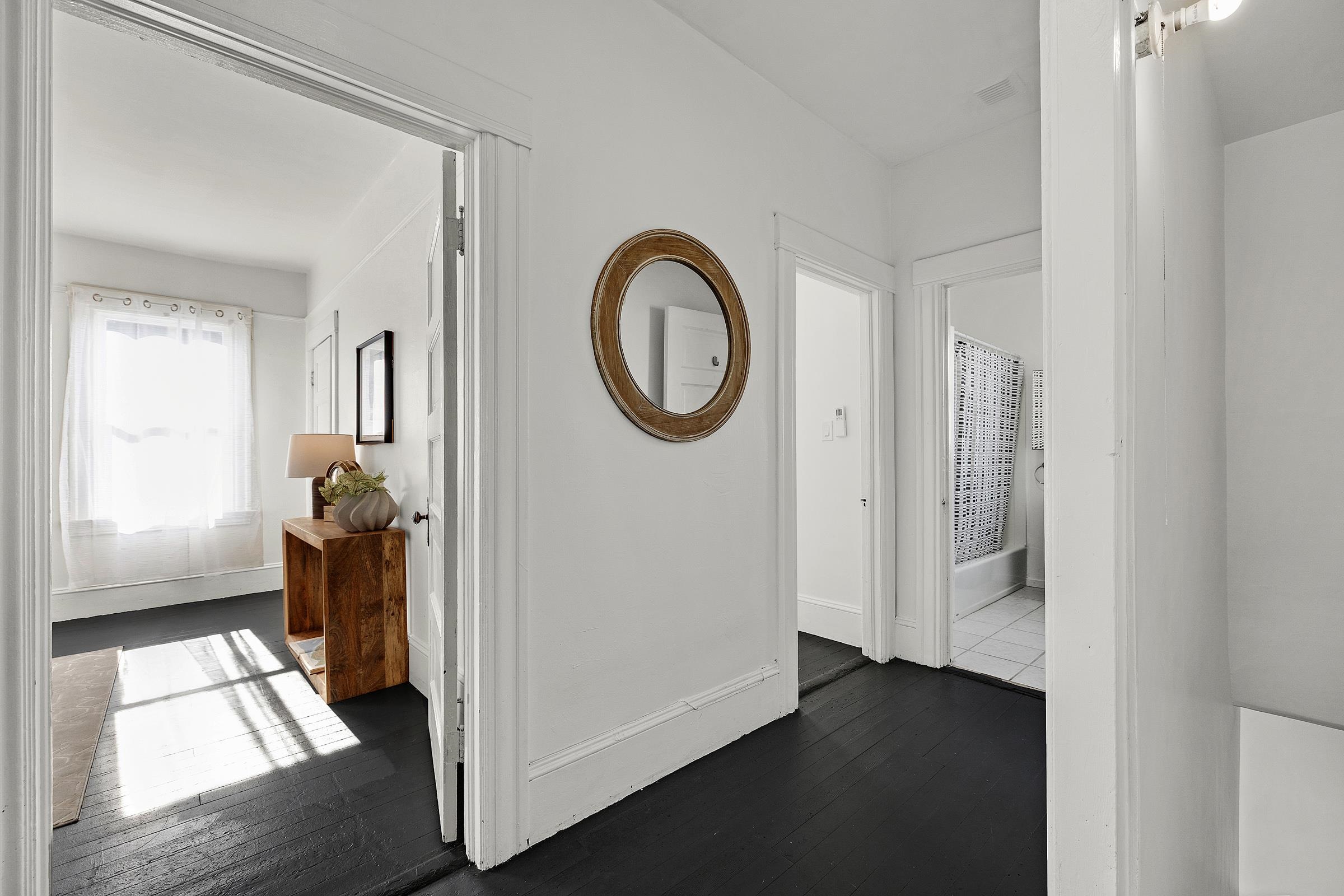 Detail Gallery Image 22 of 39 For 1919 48th Ave, Oakland,  CA 94601 - 4 Beds | 2 Baths