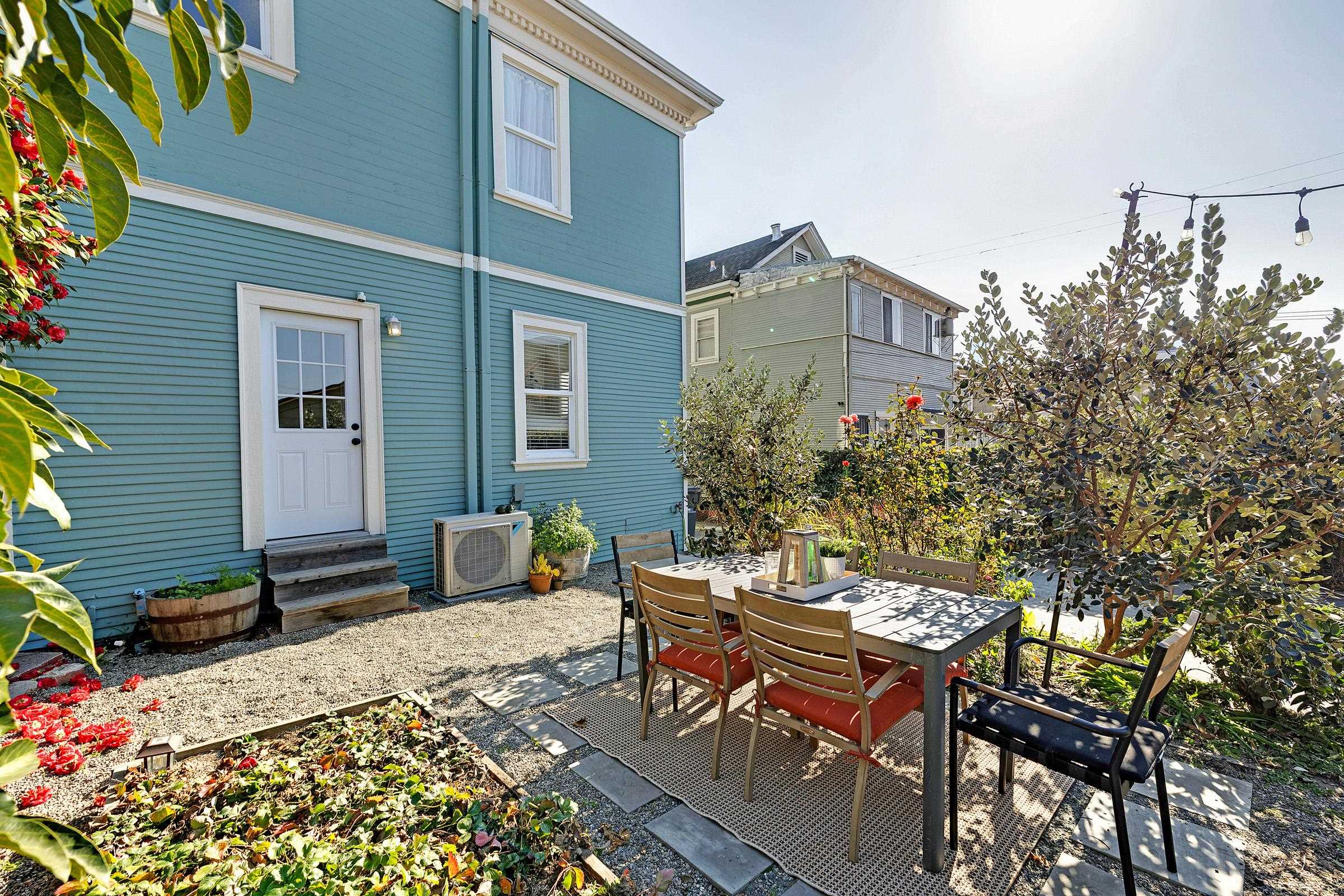 Detail Gallery Image 37 of 39 For 1919 48th Ave, Oakland,  CA 94601 - 4 Beds | 2 Baths