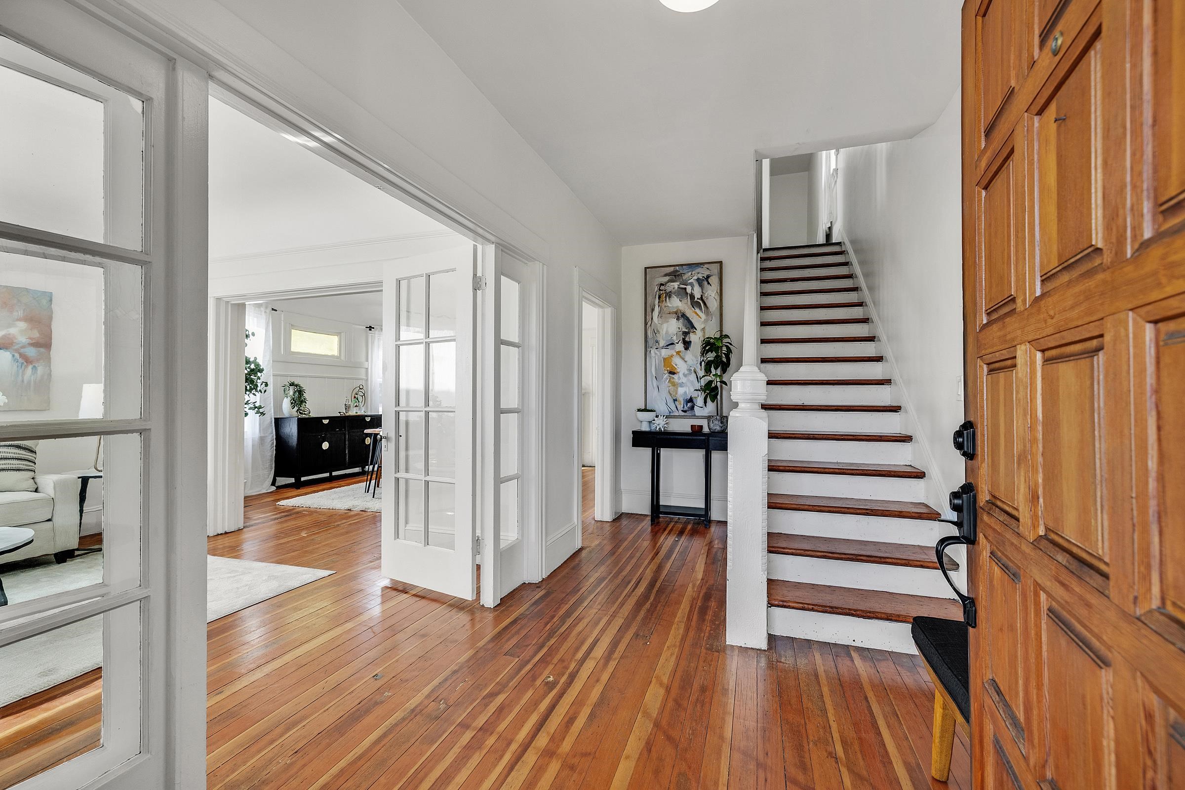 Detail Gallery Image 7 of 39 For 1919 48th Ave, Oakland,  CA 94601 - 4 Beds | 2 Baths