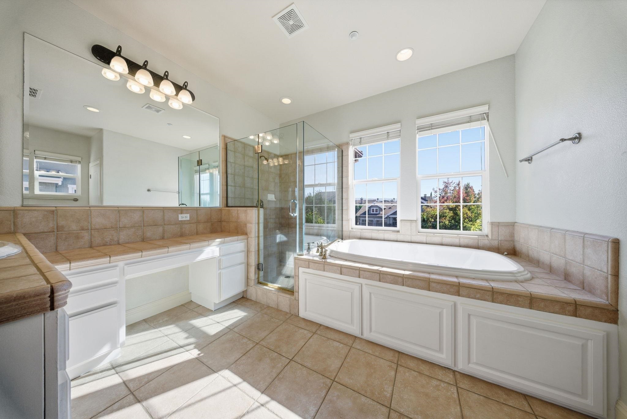 Detail Gallery Image 32 of 57 For 2772 San Minete Dr, Livermore,  CA 94550 - 5 Beds | 3/1 Baths