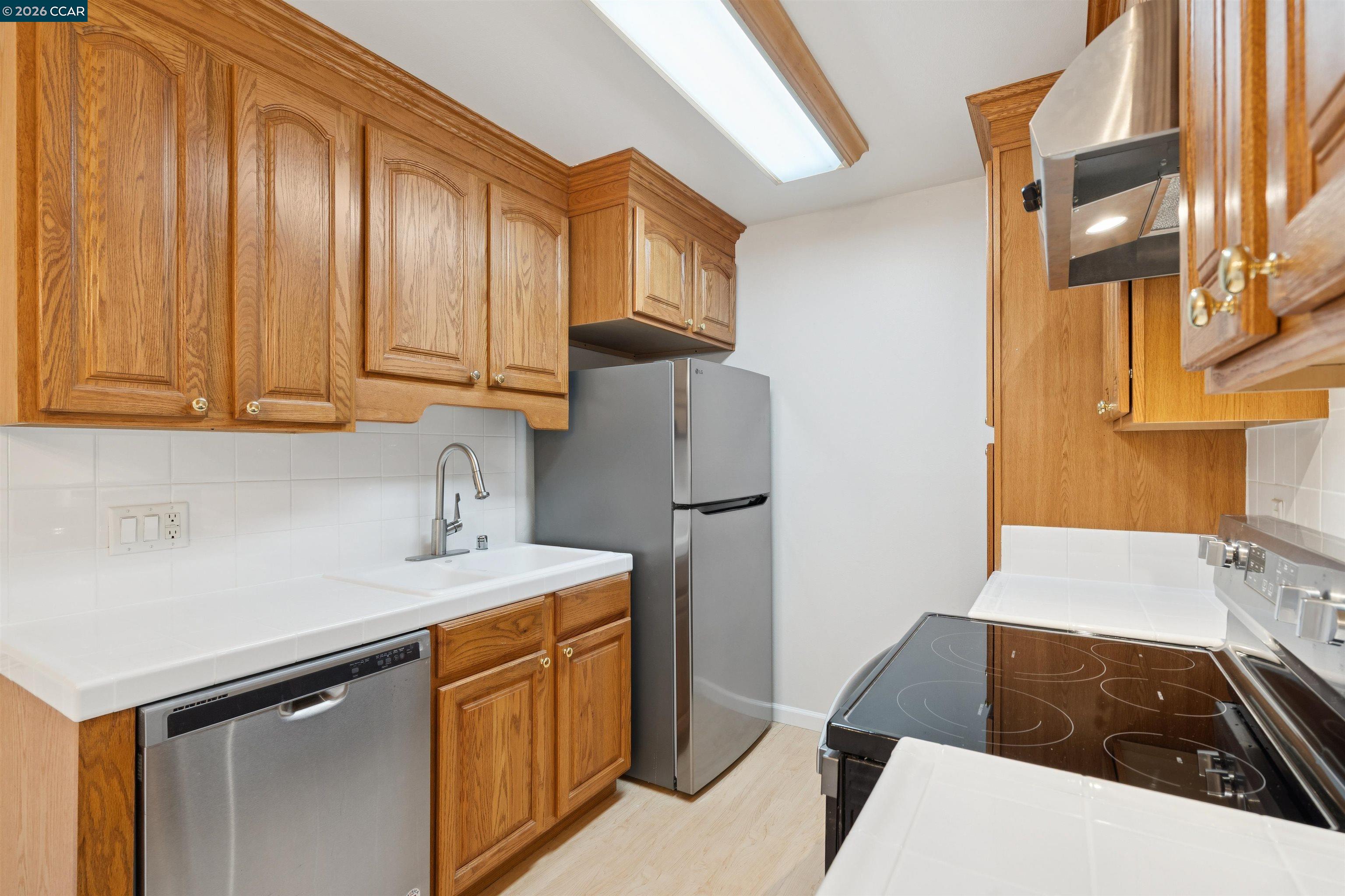 Detail Gallery Image 13 of 39 For 1407 Marchbanks Drive #3,  Walnut Creek,  CA 94598 - 1 Beds | 1 Baths