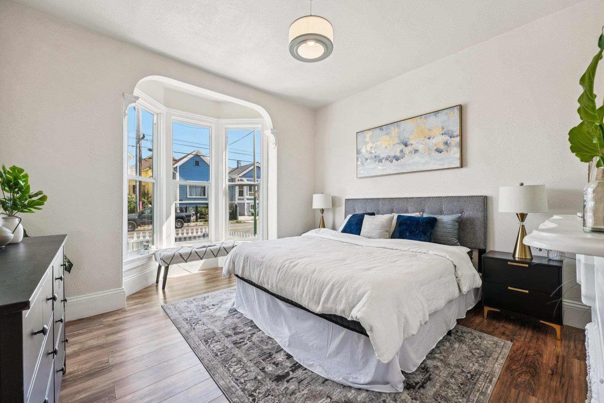 Detail Gallery Image 17 of 31 For 1549 5th Ave, Oakland,  CA 94606 - 4 Beds | 2 Baths