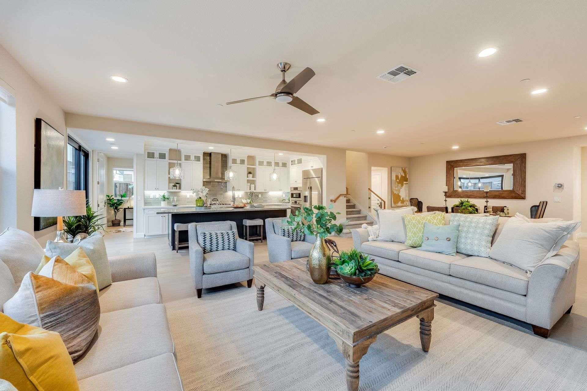 Detail Gallery Image 11 of 44 For 32613 Singh Circle, Union City,  CA 94587 - 4 Beds | 4 Baths