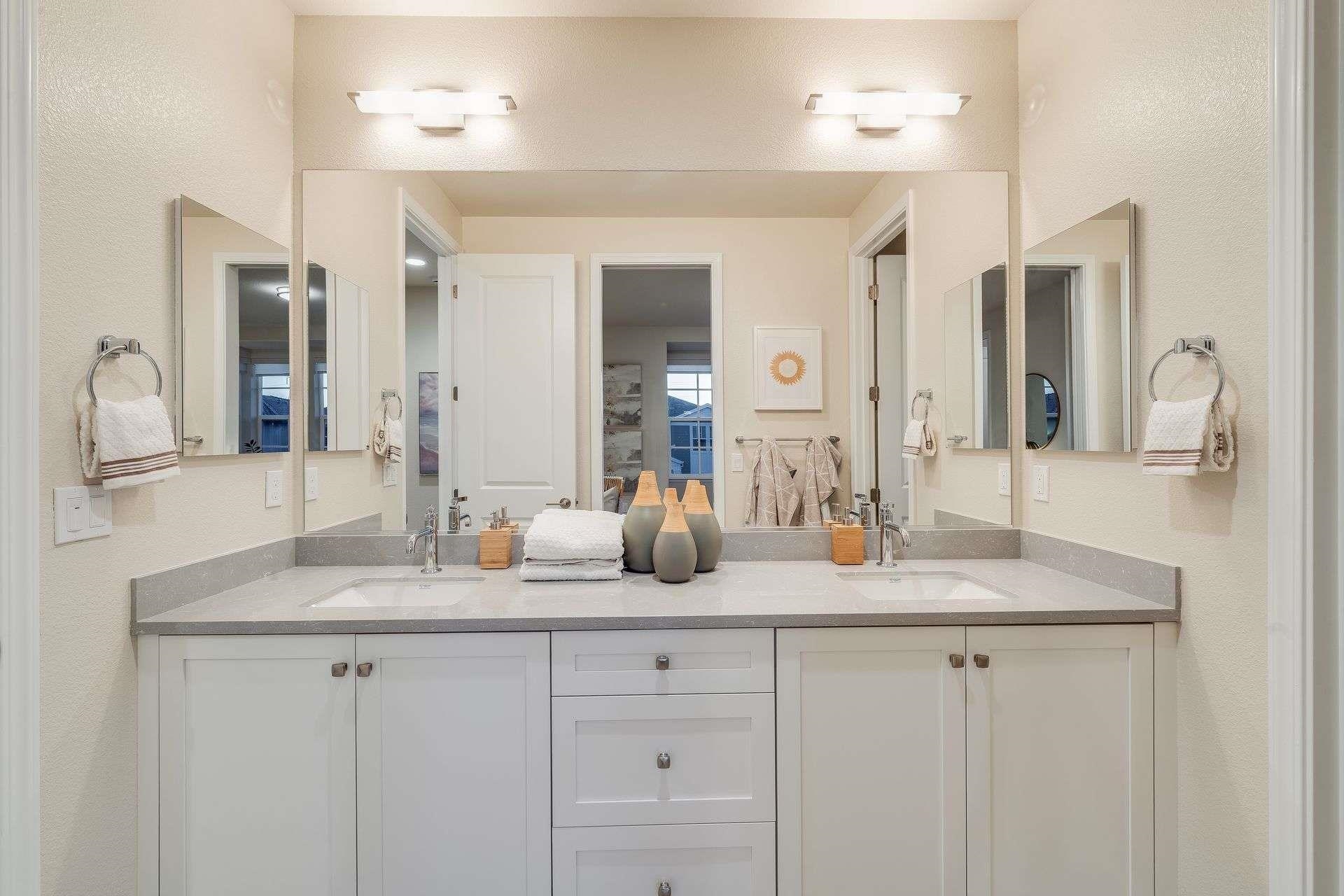 Detail Gallery Image 26 of 44 For 32613 Singh Circle, Union City,  CA 94587 - 4 Beds | 4 Baths