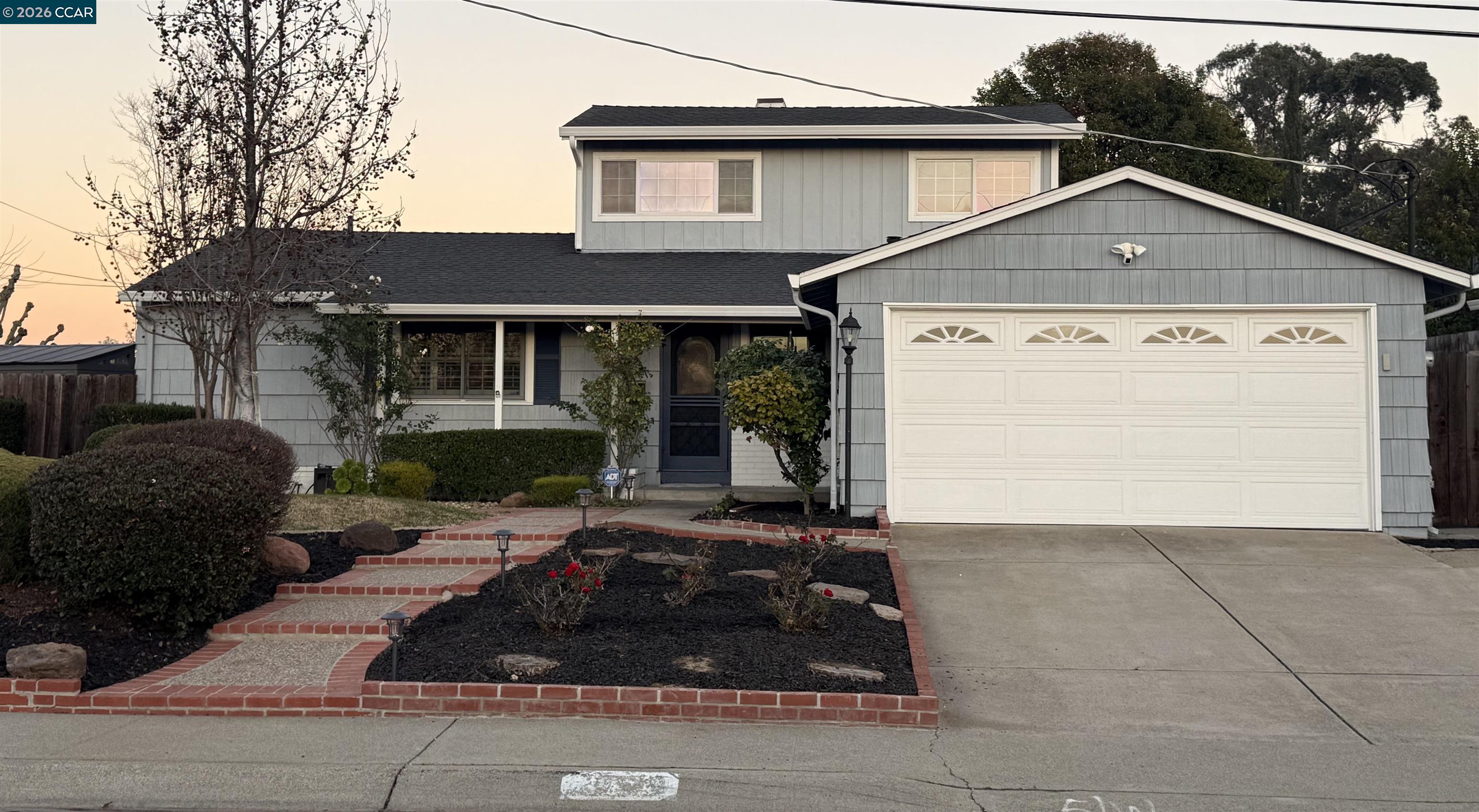 Front Image Thumbnail for CC41121014