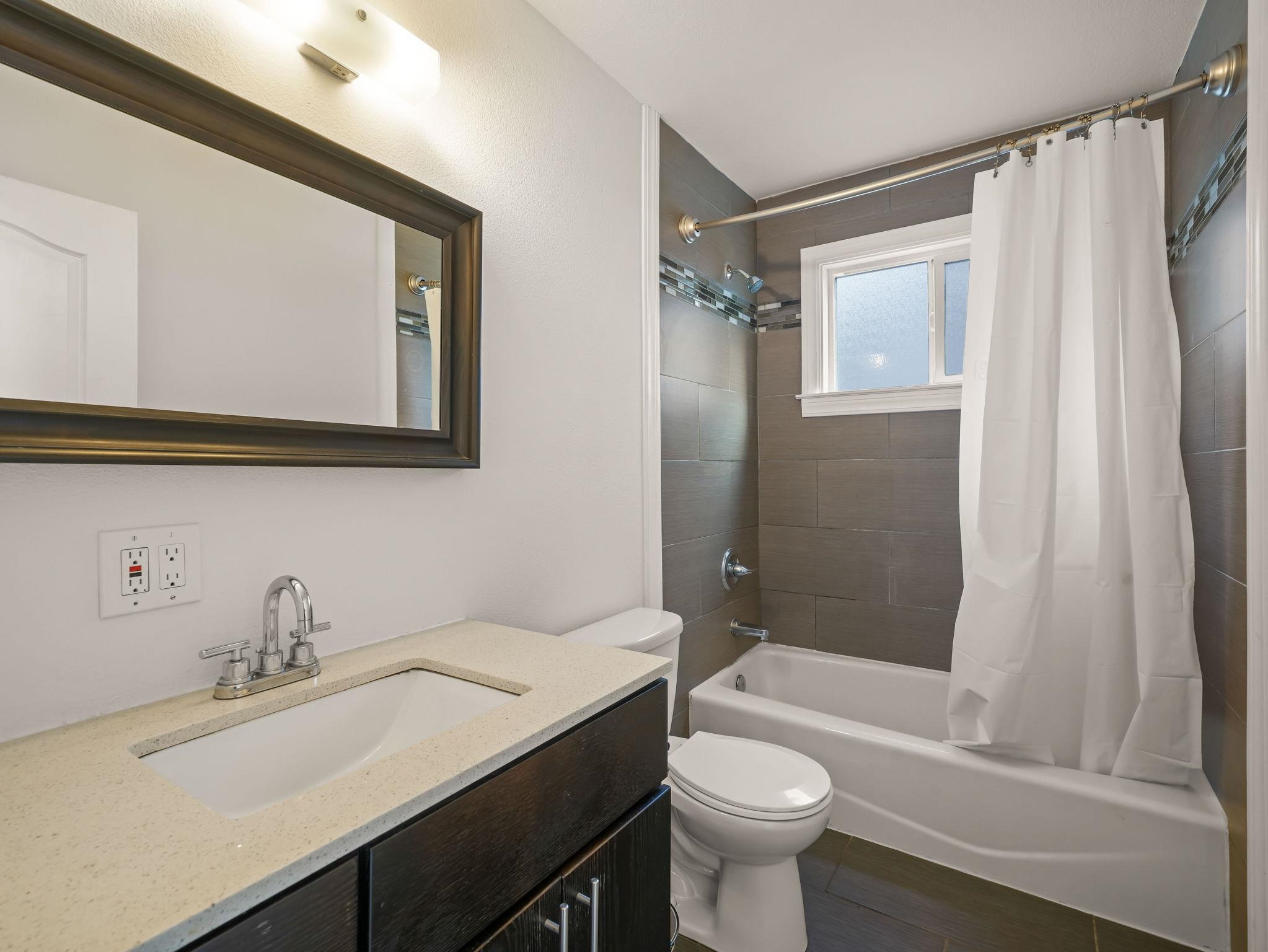 6208 Oakdale Ave, Oakland, CA, 94605