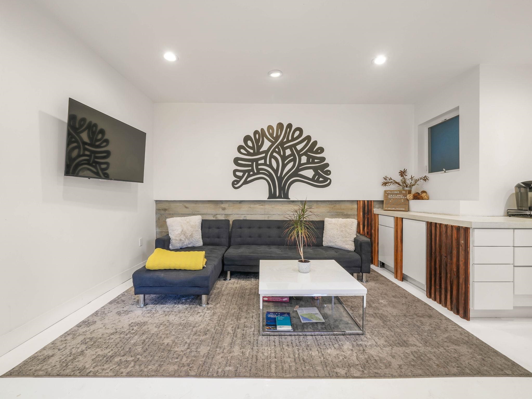 6208 Oakdale Ave, Oakland, CA, 94605