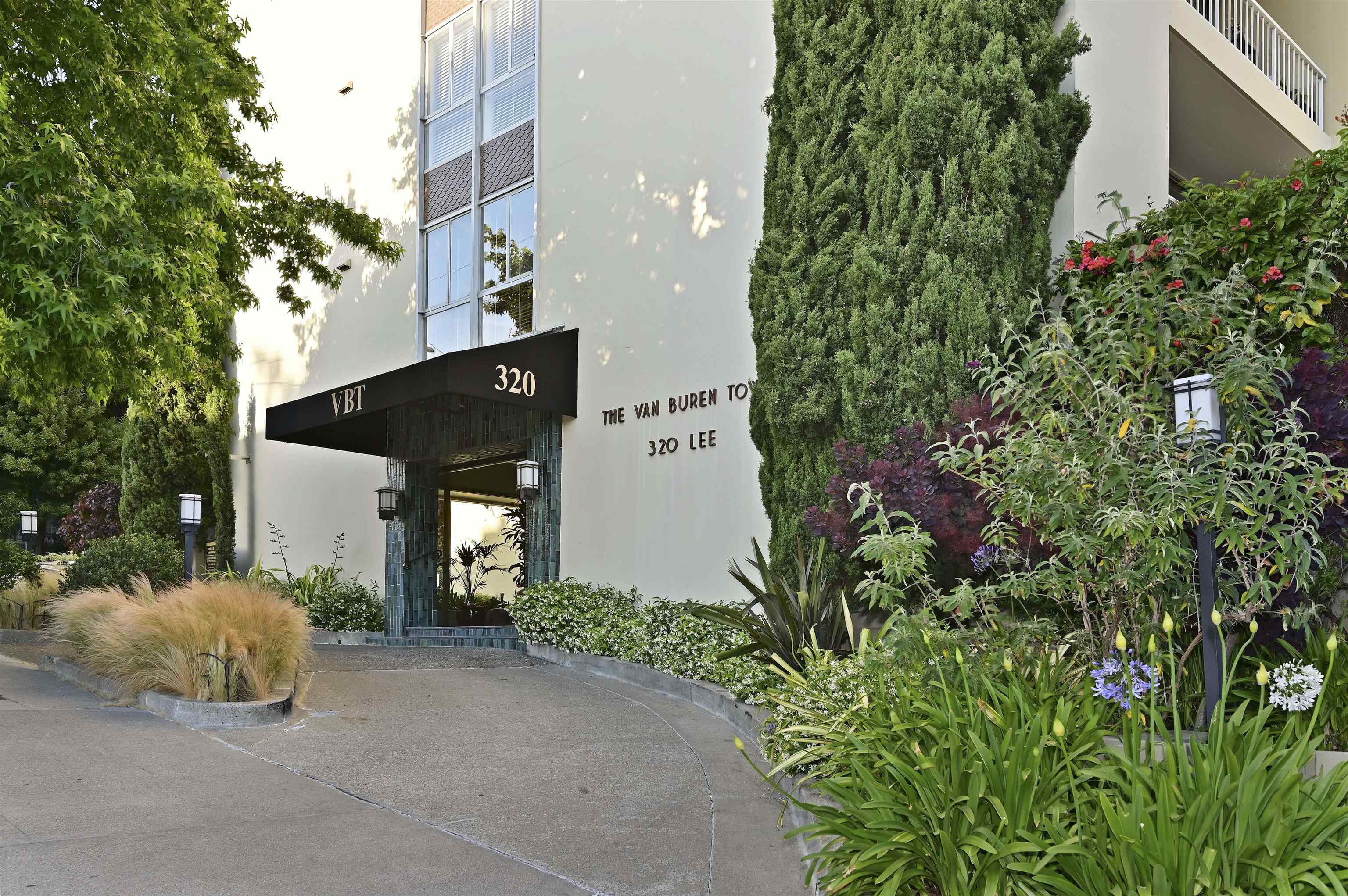 Photo #24: 41121022 Listing: Photo #24