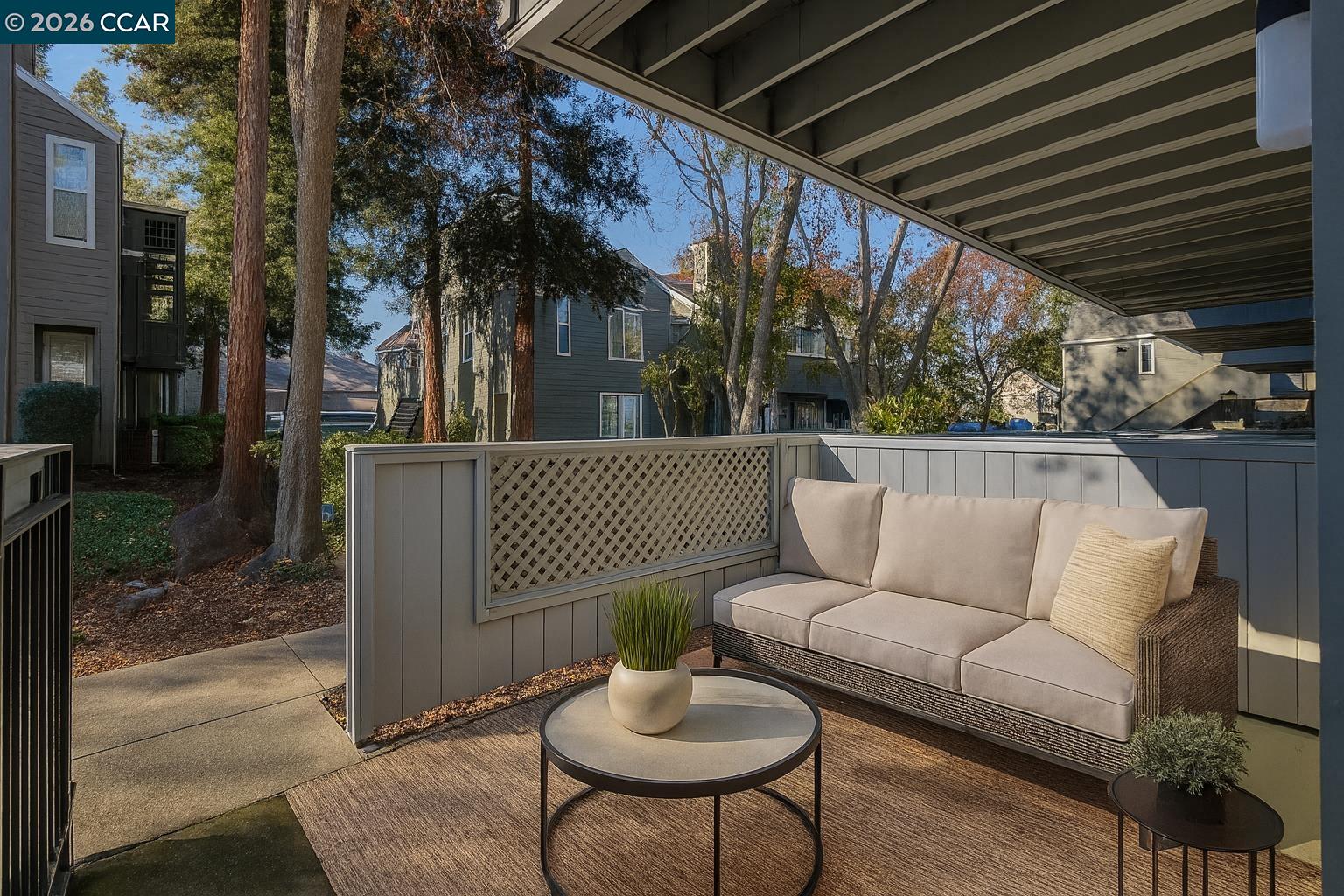 Detail Gallery Image 36 of 38 For 231 Sunspring Ct, Pleasant Hill,  CA 94523 - 2 Beds | 2/1 Baths