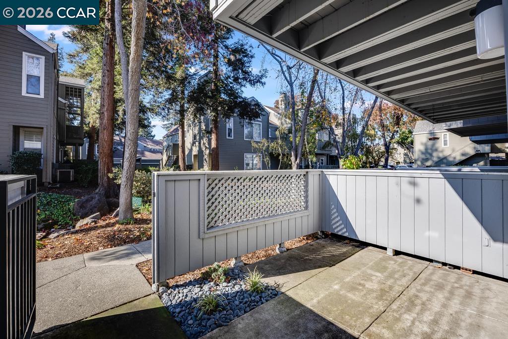 Detail Gallery Image 37 of 38 For 231 Sunspring Ct, Pleasant Hill,  CA 94523 - 2 Beds | 2/1 Baths