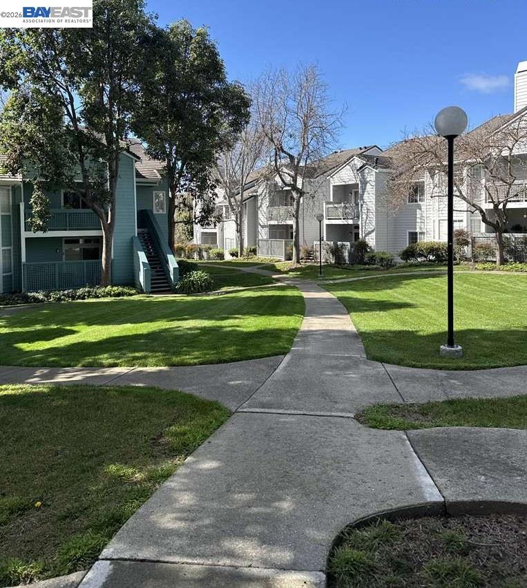 Detail Gallery Image 15 of 21 For 303 Dursey Dr, Pinole,  CA 94564 - 2 Beds | 2 Baths