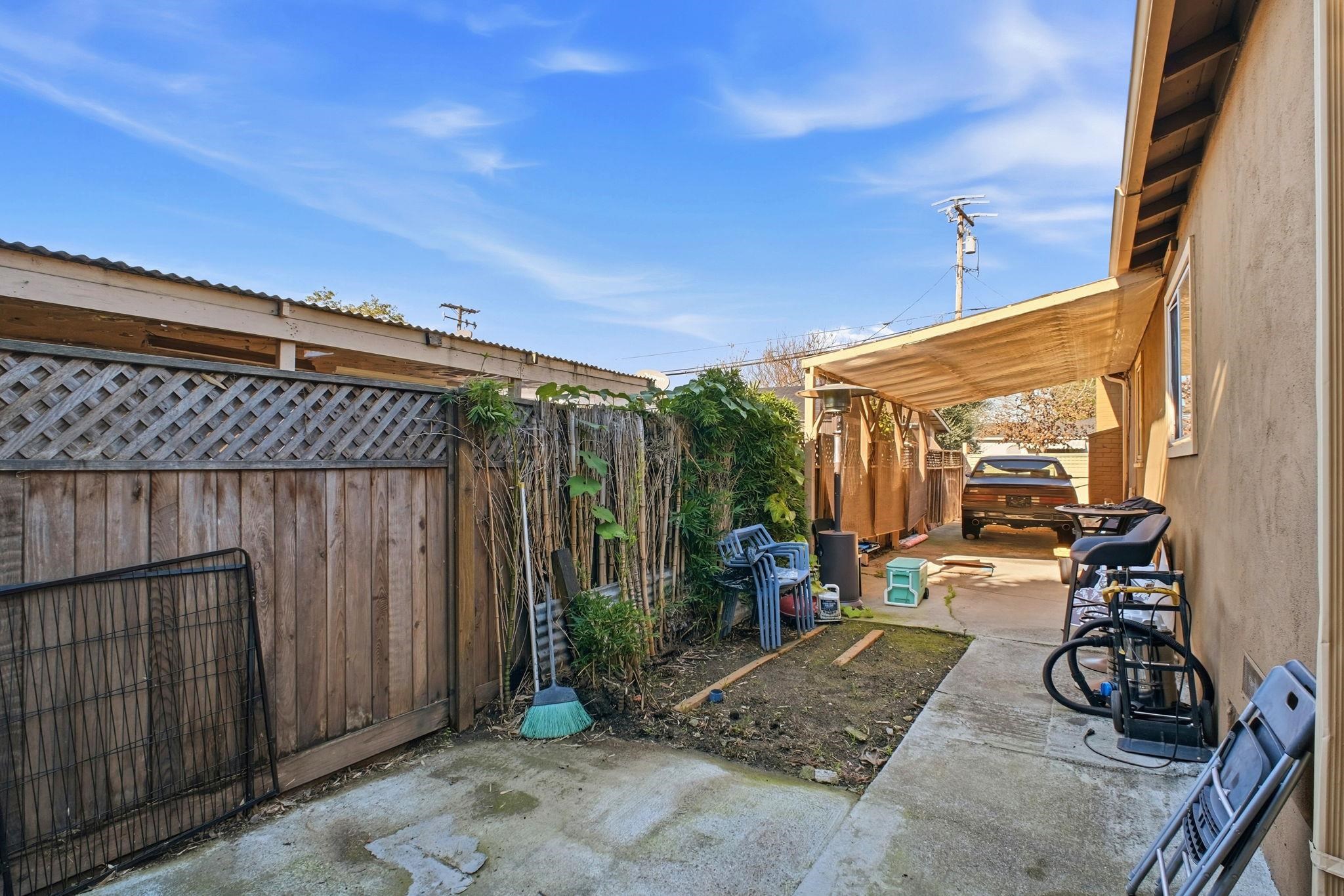 Detail Gallery Image 20 of 25 For 127 Hampton Rd, Hayward,  CA 94541 - 3 Beds | 2 Baths