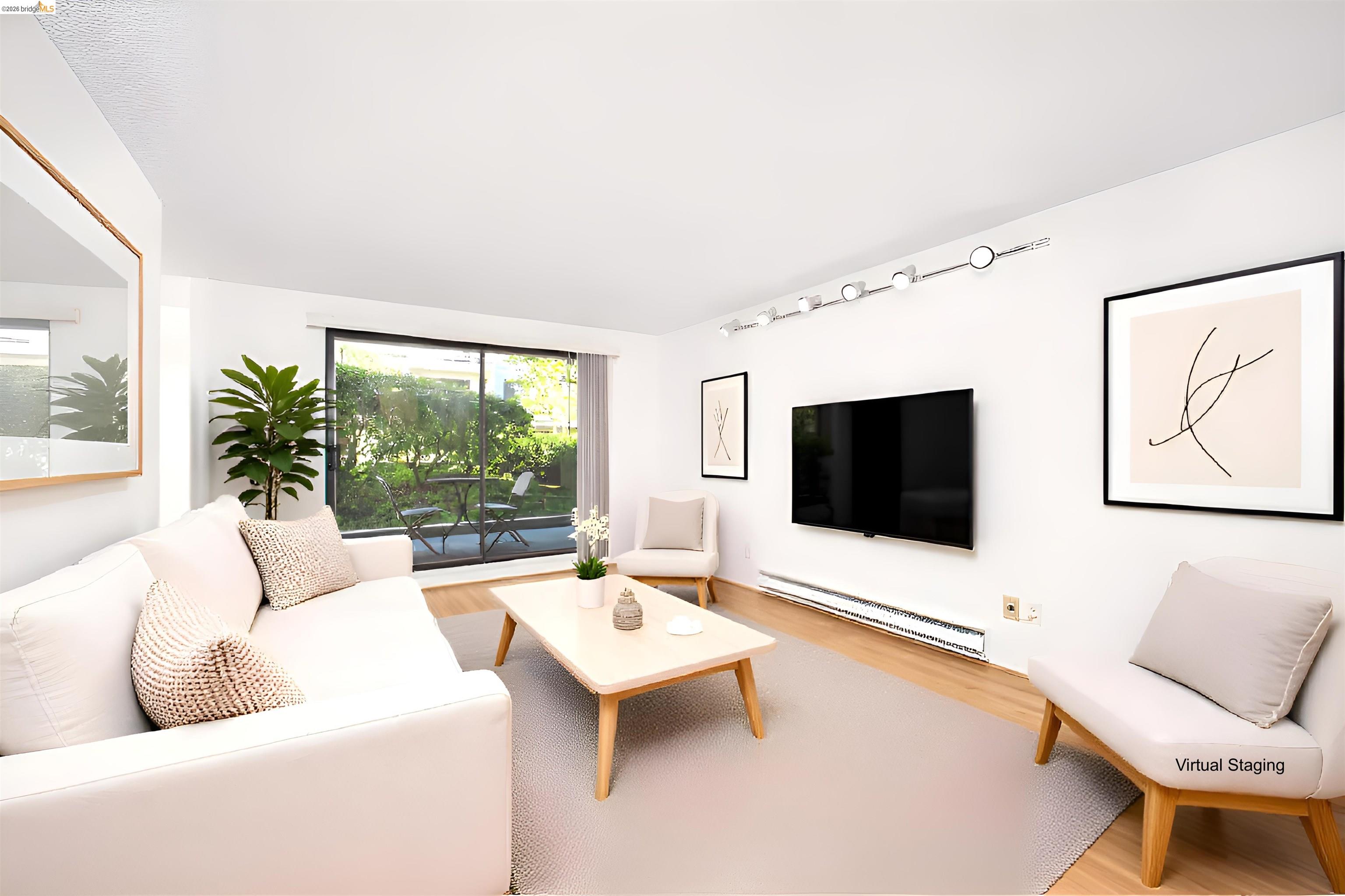 Front Image Thumbnail for EB41121062