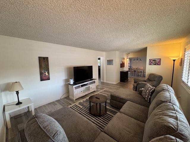 Detail Gallery Image 7 of 31 For 3800 Marigold Lane, Modesto,  CA 95356 - 3 Beds | 2 Baths