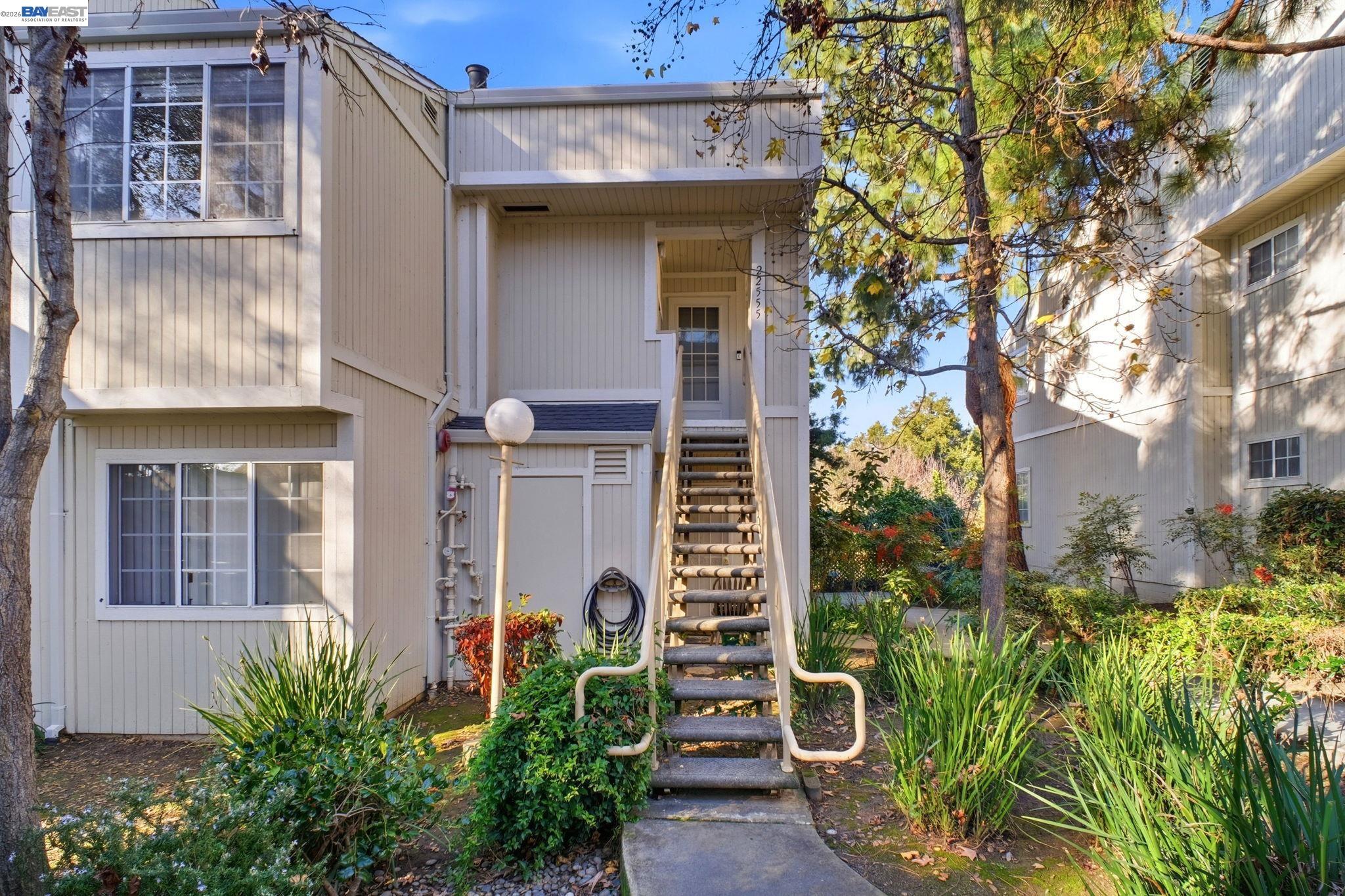 Front Image Thumbnail for BE41121079