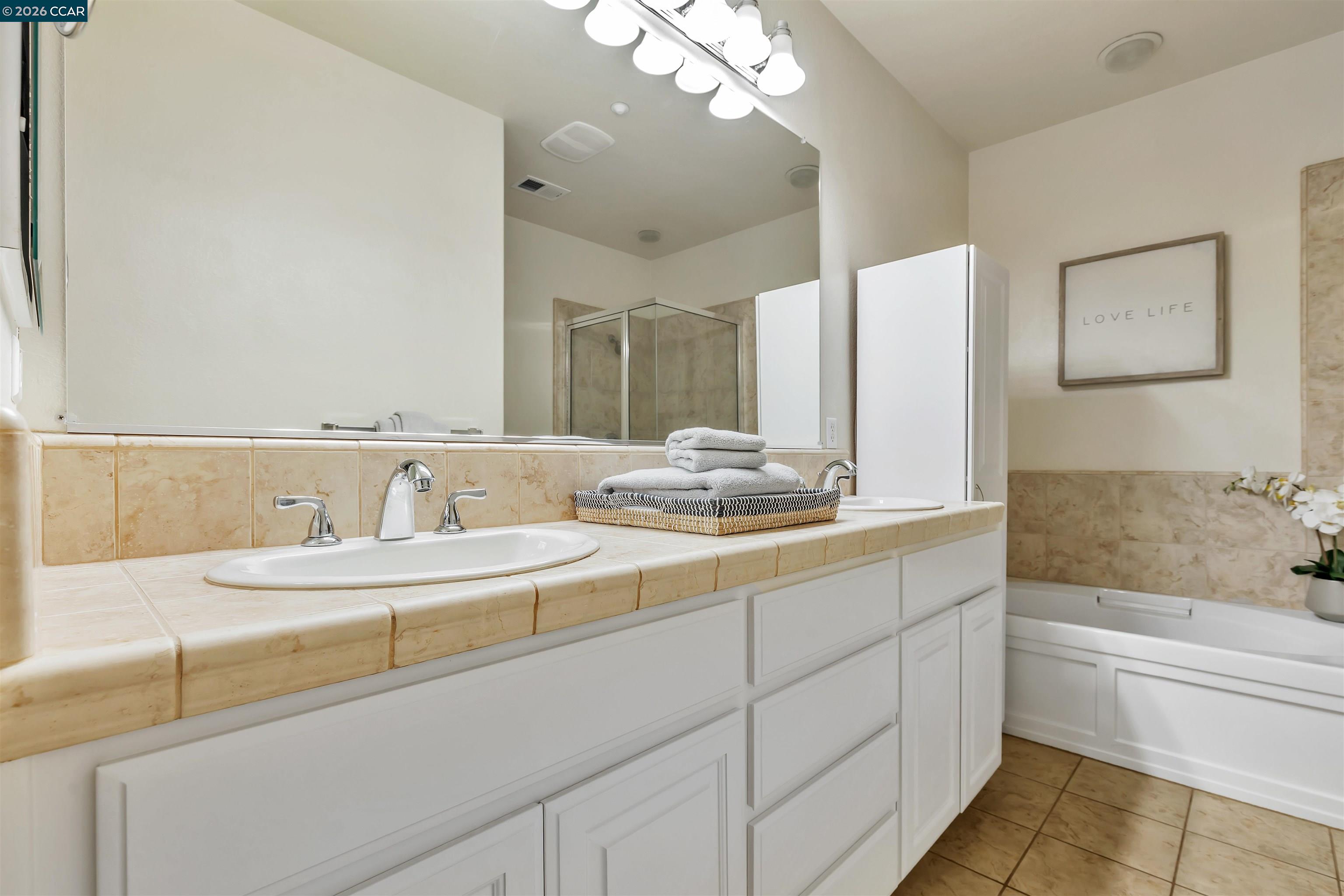 Photo #27: 41121082 Listing: Photo #27