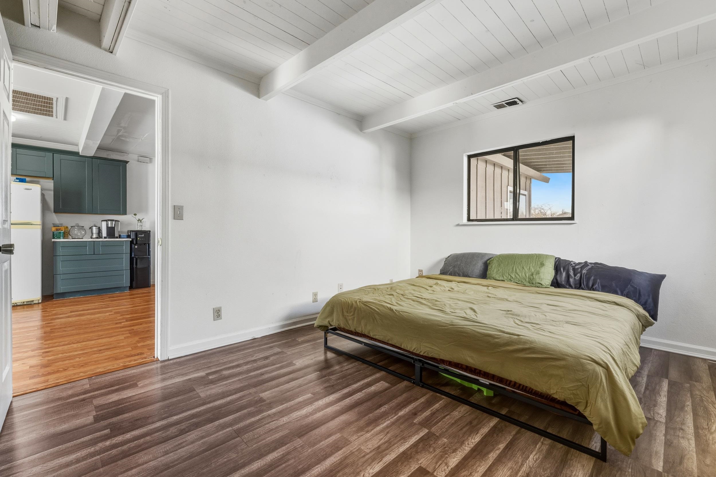 Detail Gallery Image 17 of 29 For 1704 East St, Tracy,  CA 95376 - 3 Beds | 2 Baths