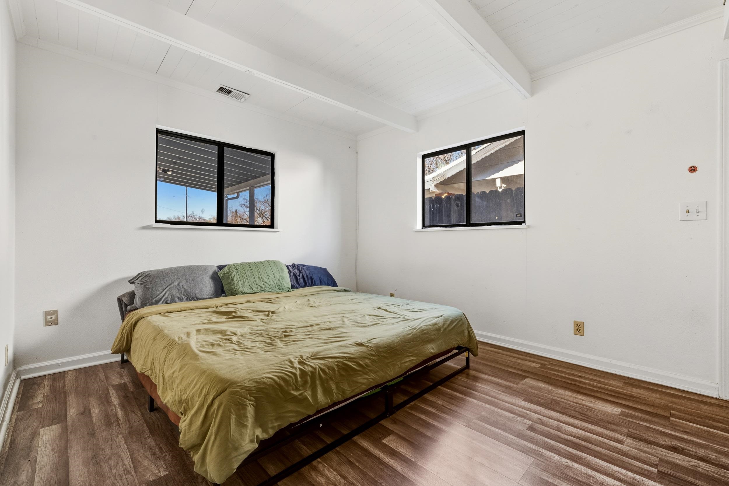 Detail Gallery Image 18 of 29 For 1704 East St, Tracy,  CA 95376 - 3 Beds | 2 Baths