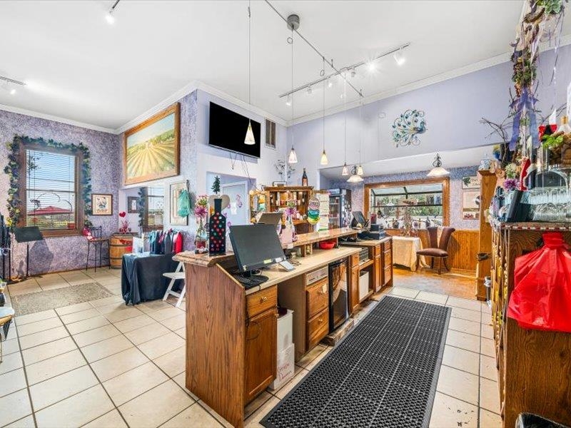 Detail Gallery Image 13 of 57 For 5143 Tesla Rd, Livermore,  CA 94550 - 6 Beds | 4 Baths