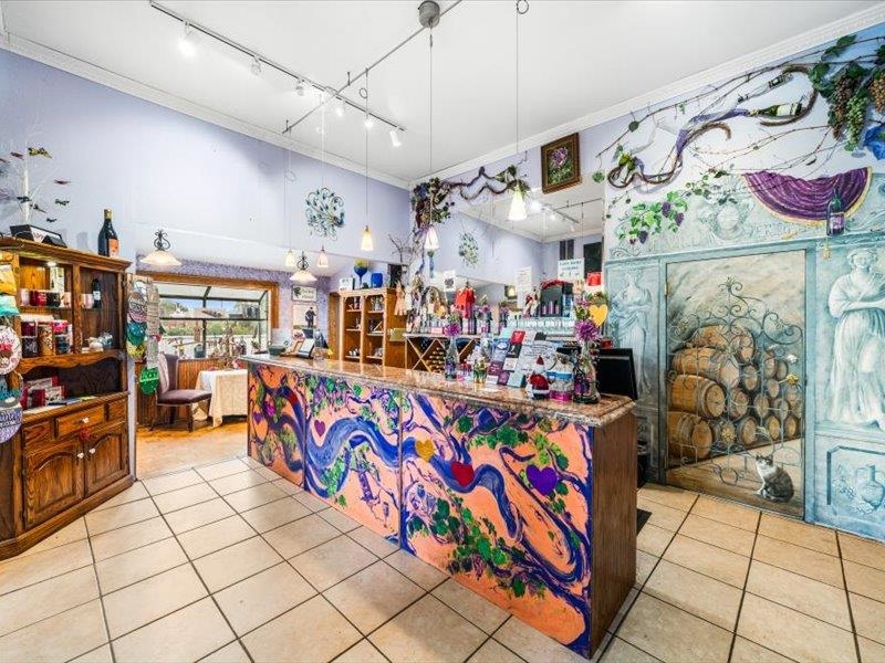 Detail Gallery Image 10 of 57 For 5143 Tesla Rd, Livermore,  CA 94550 - 6 Beds | 4 Baths