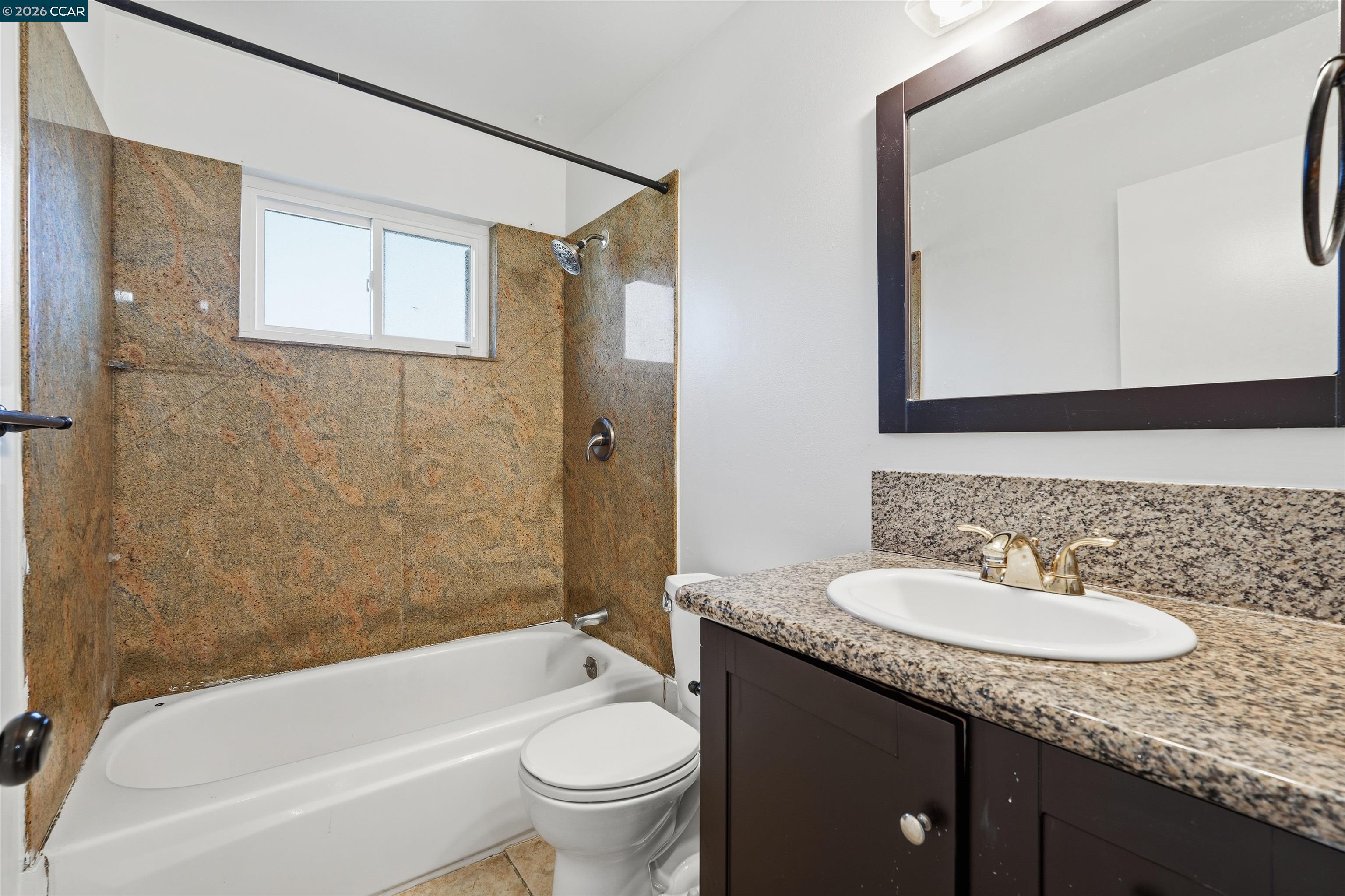 Detail Gallery Image 14 of 26 For 4690 Brookfield Drive, Sacramento,  CA 95823 - 4 Beds | 2 Baths