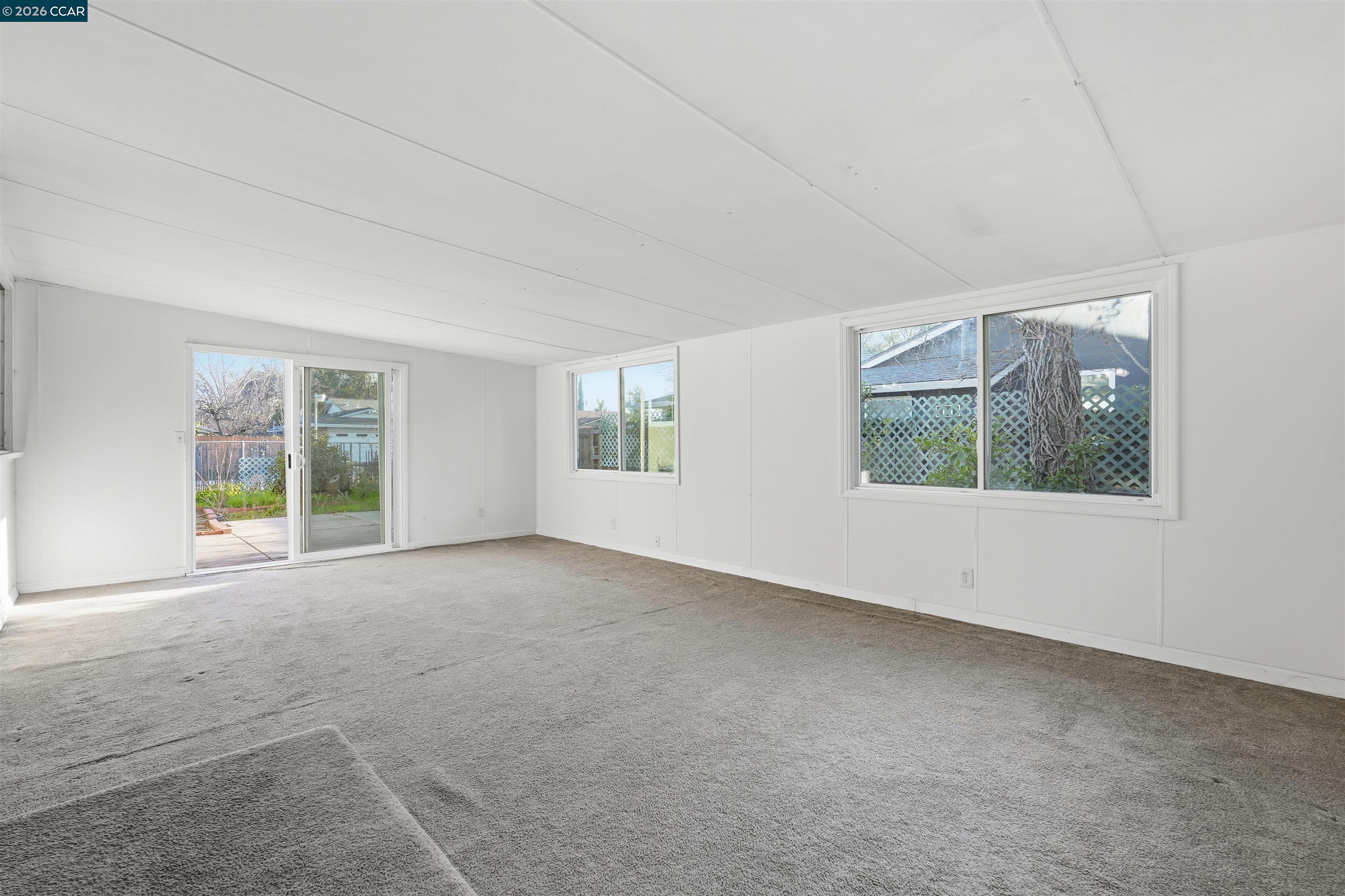 Detail Gallery Image 21 of 26 For 4690 Brookfield Drive, Sacramento,  CA 95823 - 4 Beds | 2 Baths