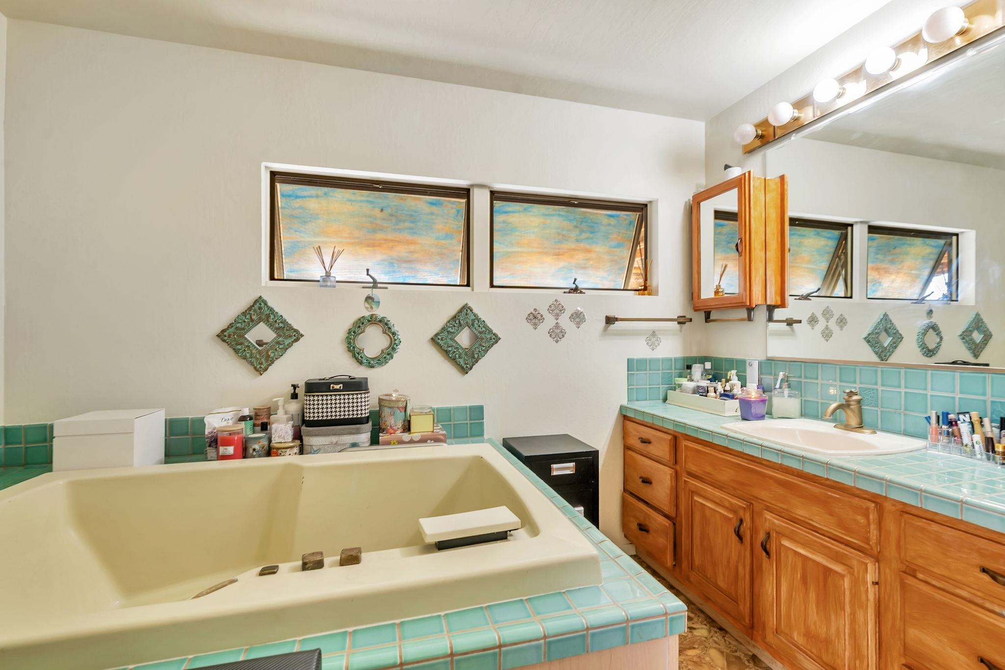 Detail Gallery Image 25 of 56 For 71 Taylor Pl, Bethel Island,  CA 94511 - 4 Beds | 2/1 Baths