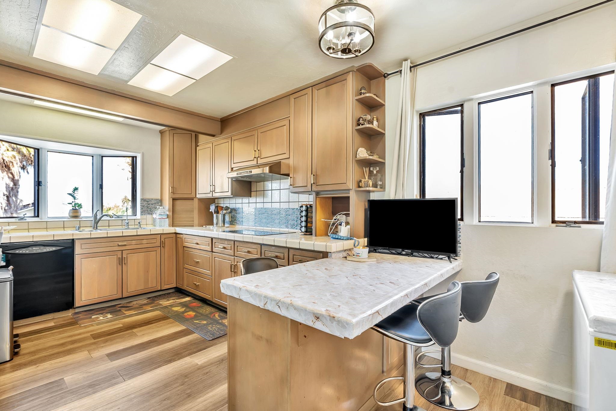 Detail Gallery Image 9 of 56 For 71 Taylor Pl, Bethel Island,  CA 94511 - 4 Beds | 2/1 Baths