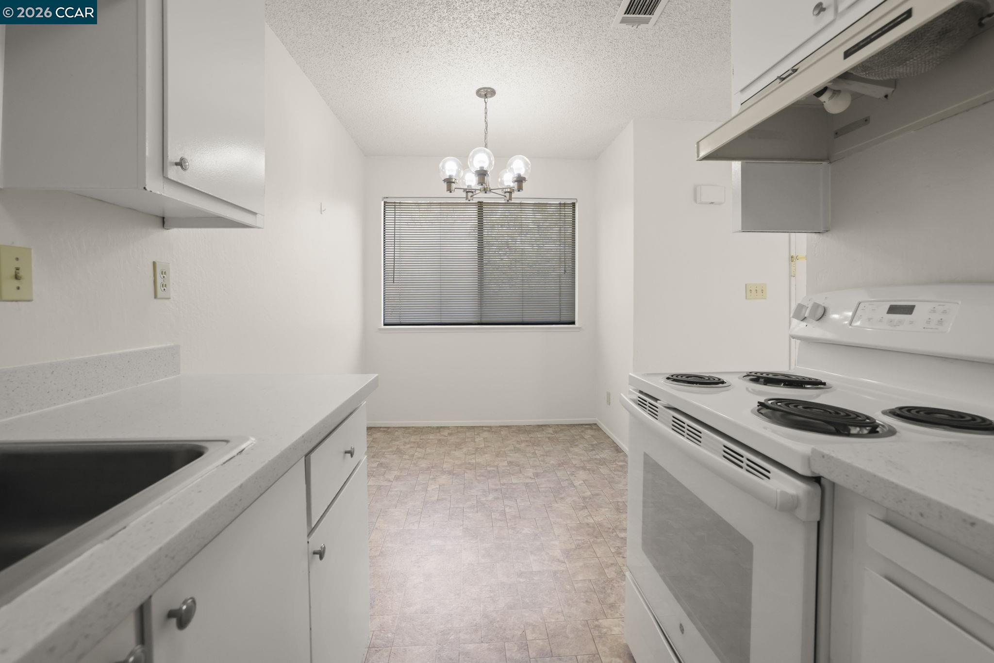 Photo #9: 41121097 Listing: Photo #9