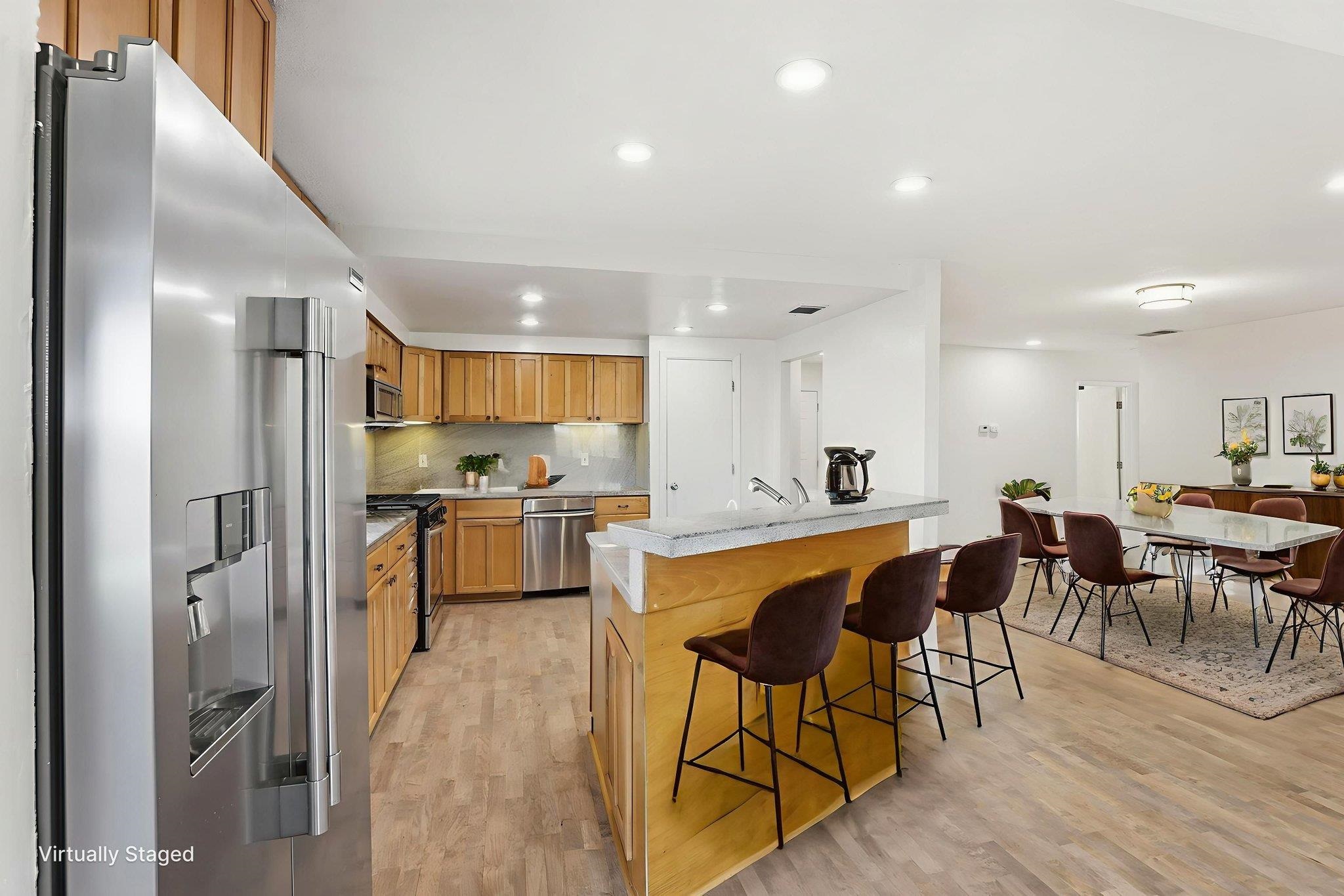 Detail Gallery Image 9 of 31 For 2060 Broadmoor St, Livermore,  CA 94551 - 3 Beds | 2 Baths