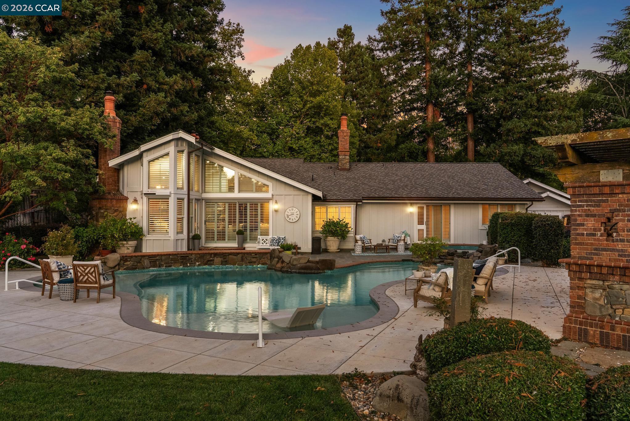 Detail Gallery Image 14 of 58 For 2031 Scarlet Oak Pl, Danville,  CA 94506 - 4 Beds | 2 Baths