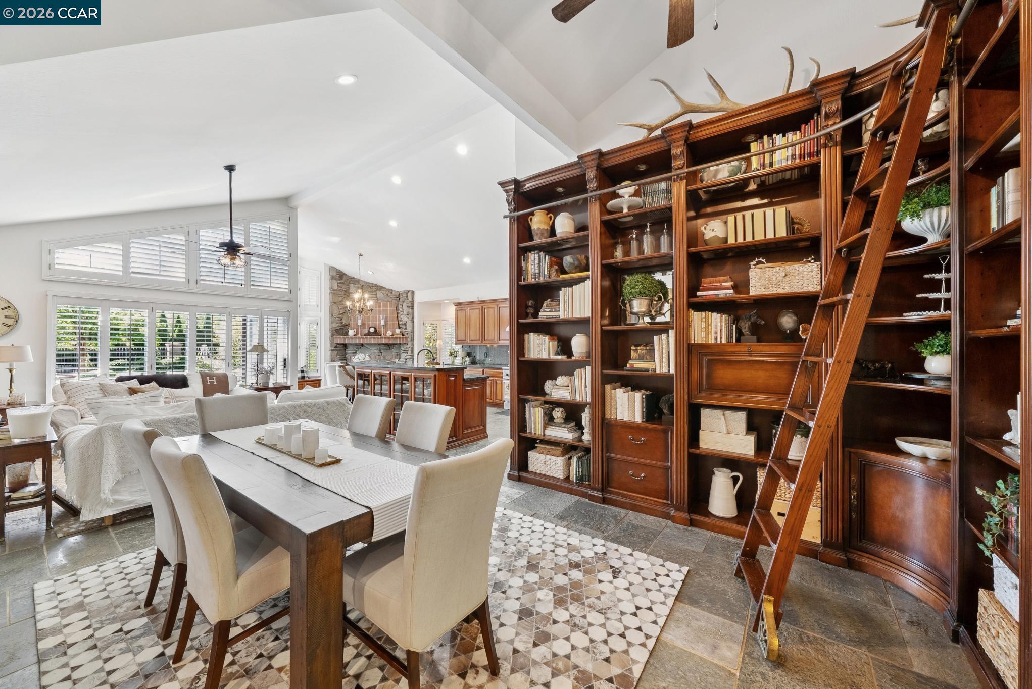 Detail Gallery Image 25 of 58 For 2031 Scarlet Oak Pl, Danville,  CA 94506 - 4 Beds | 2 Baths