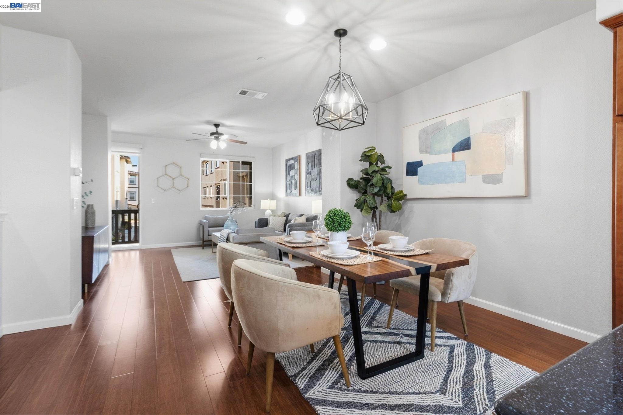 Detail Gallery Image 13 of 57 For 5811 via Lugano, Fremont,  CA 94555 - 3 Beds | 3/1 Baths