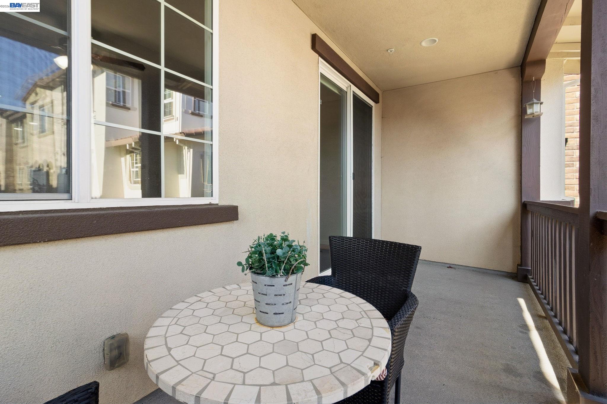 Detail Gallery Image 15 of 57 For 5811 via Lugano, Fremont,  CA 94555 - 3 Beds | 3/1 Baths