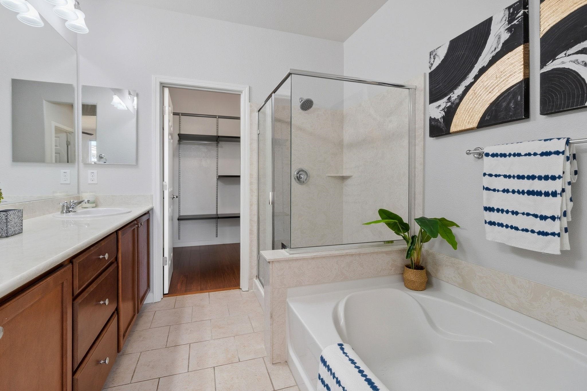 Detail Gallery Image 20 of 57 For 5811 via Lugano, Fremont,  CA 94555 - 3 Beds | 3/1 Baths